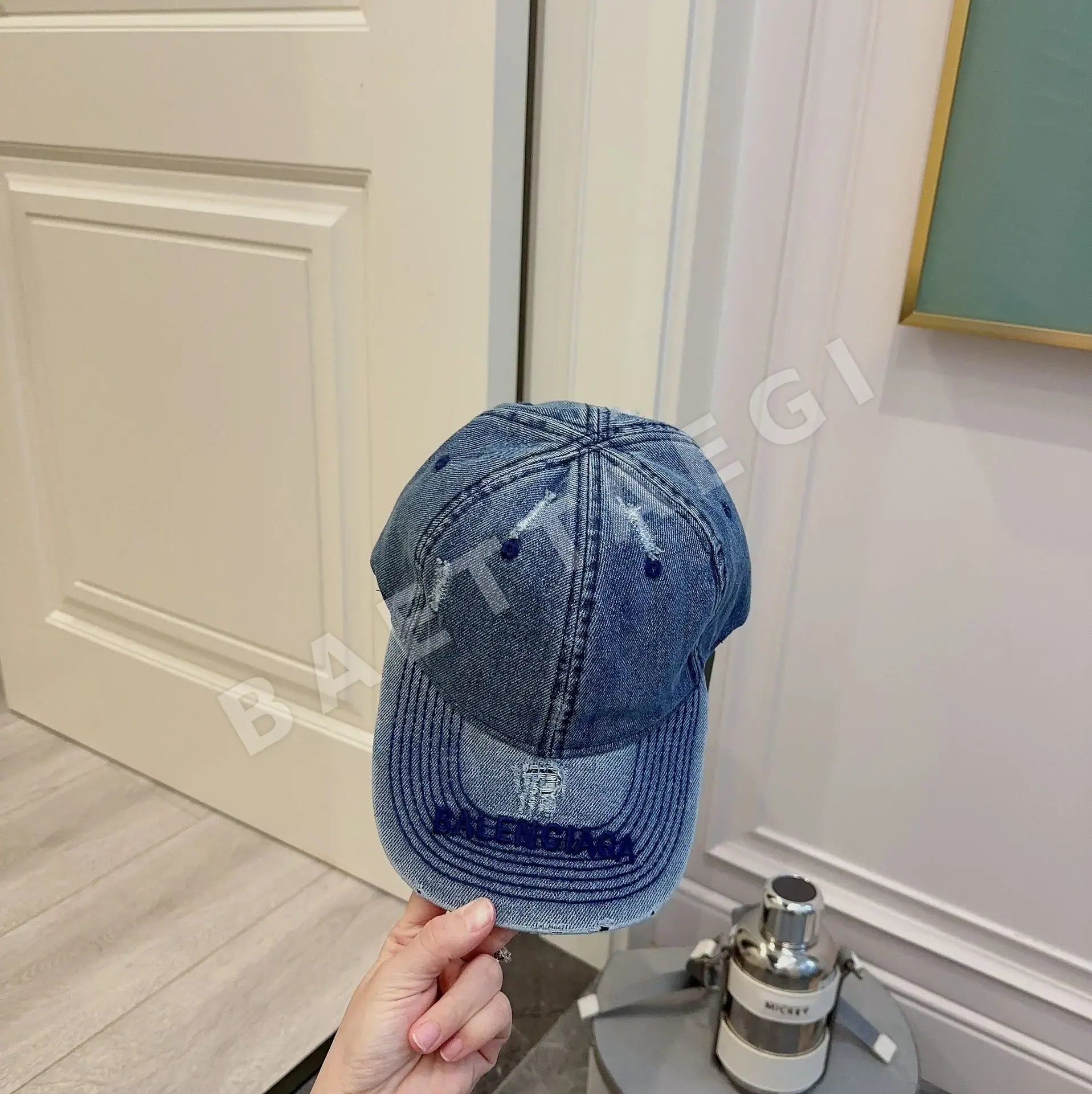 발렌시아가 워시드 데님 베이스볼캡 상세 이미지 7