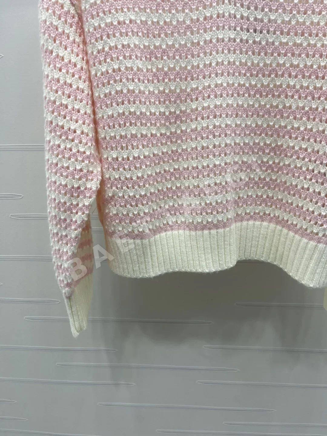 막스마라 V넥 긴소매 울 니트 여성의류 상세 이미지 5