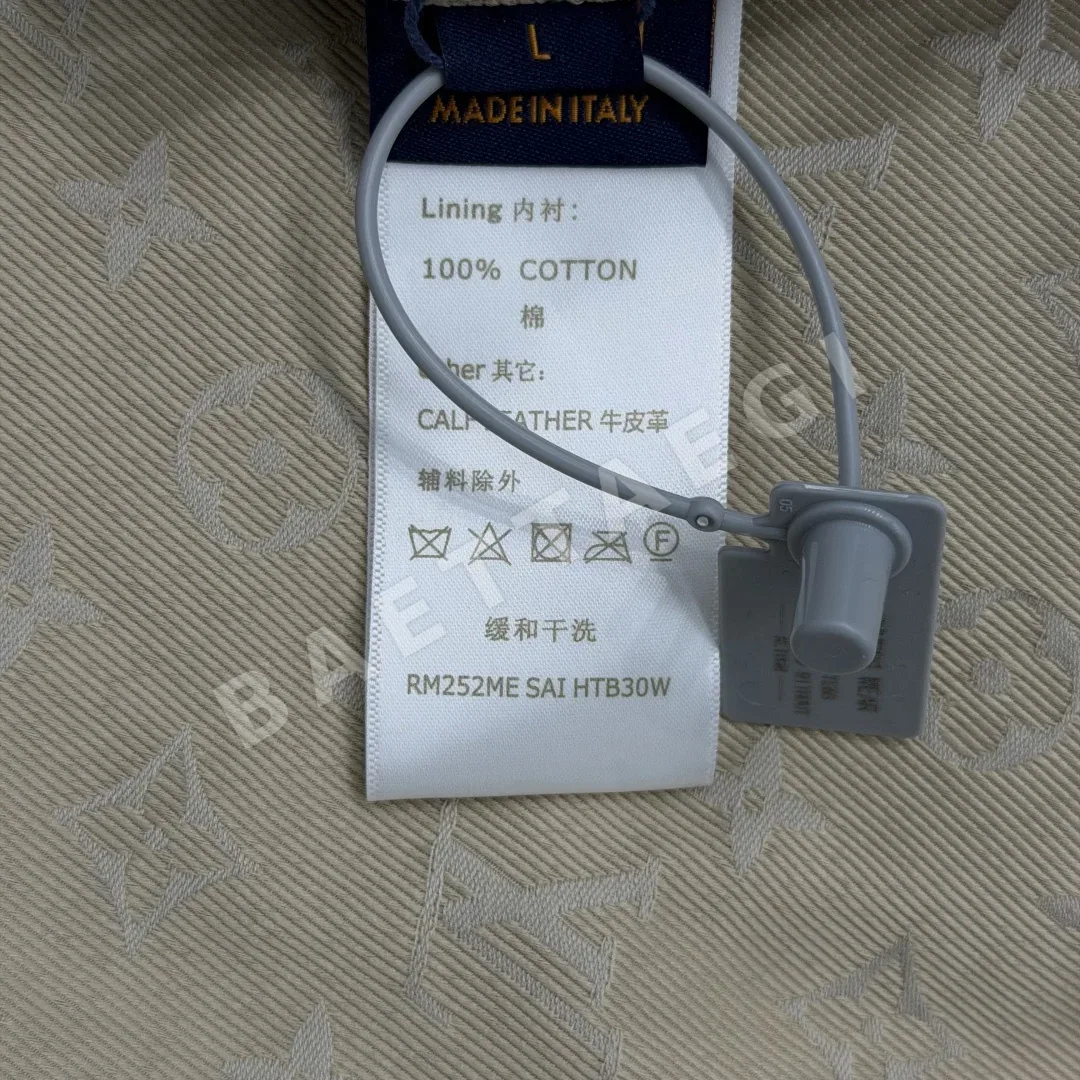루이비통 LV 모노그램 리버시블 허리 조임 자켓 상세 이미지 9