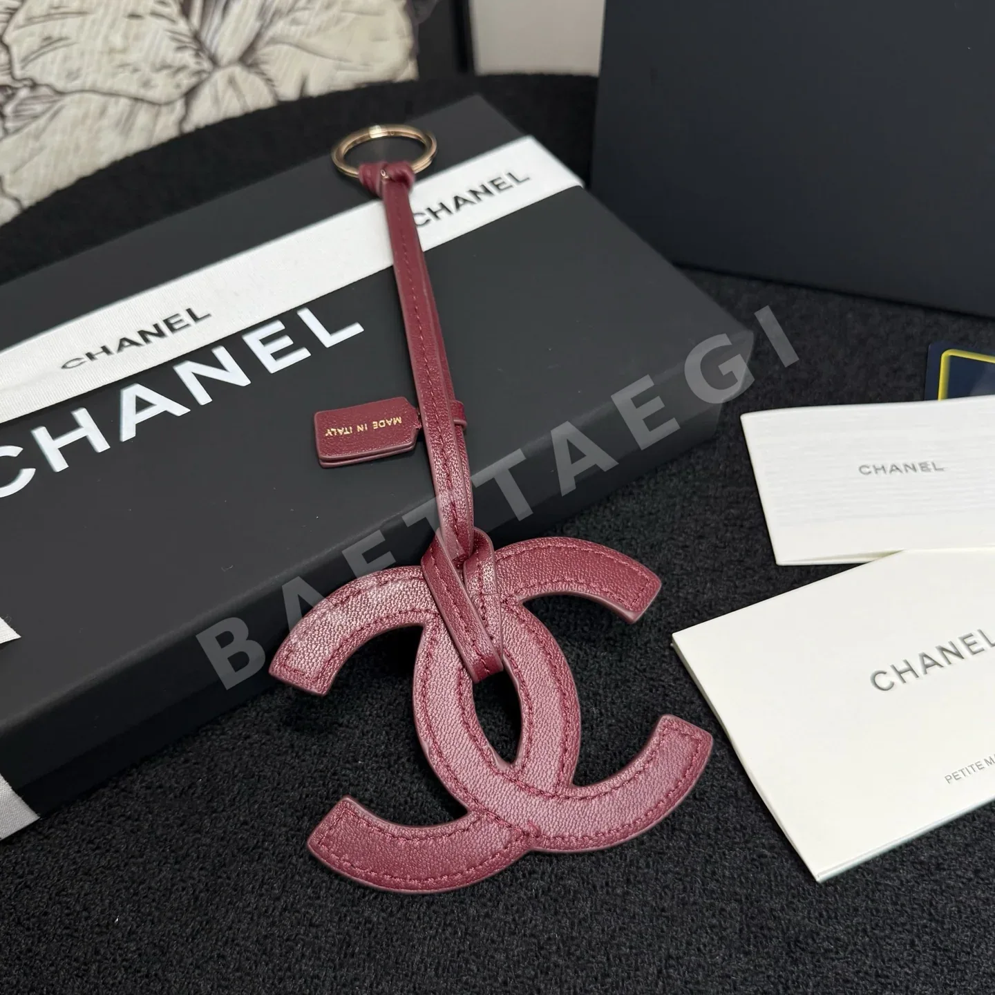 샤넬 더블 C 램스킨 키링 상세 이미지 4