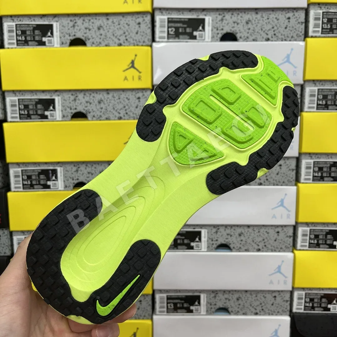 나이키 줌 보메로 18 HM6803-100 201092 Nike Zoom Vomero 18 상세 이미지 7