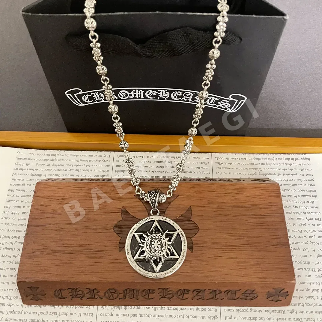 크롬하츠 육각별 라운드 펜던트 목걸이 126882