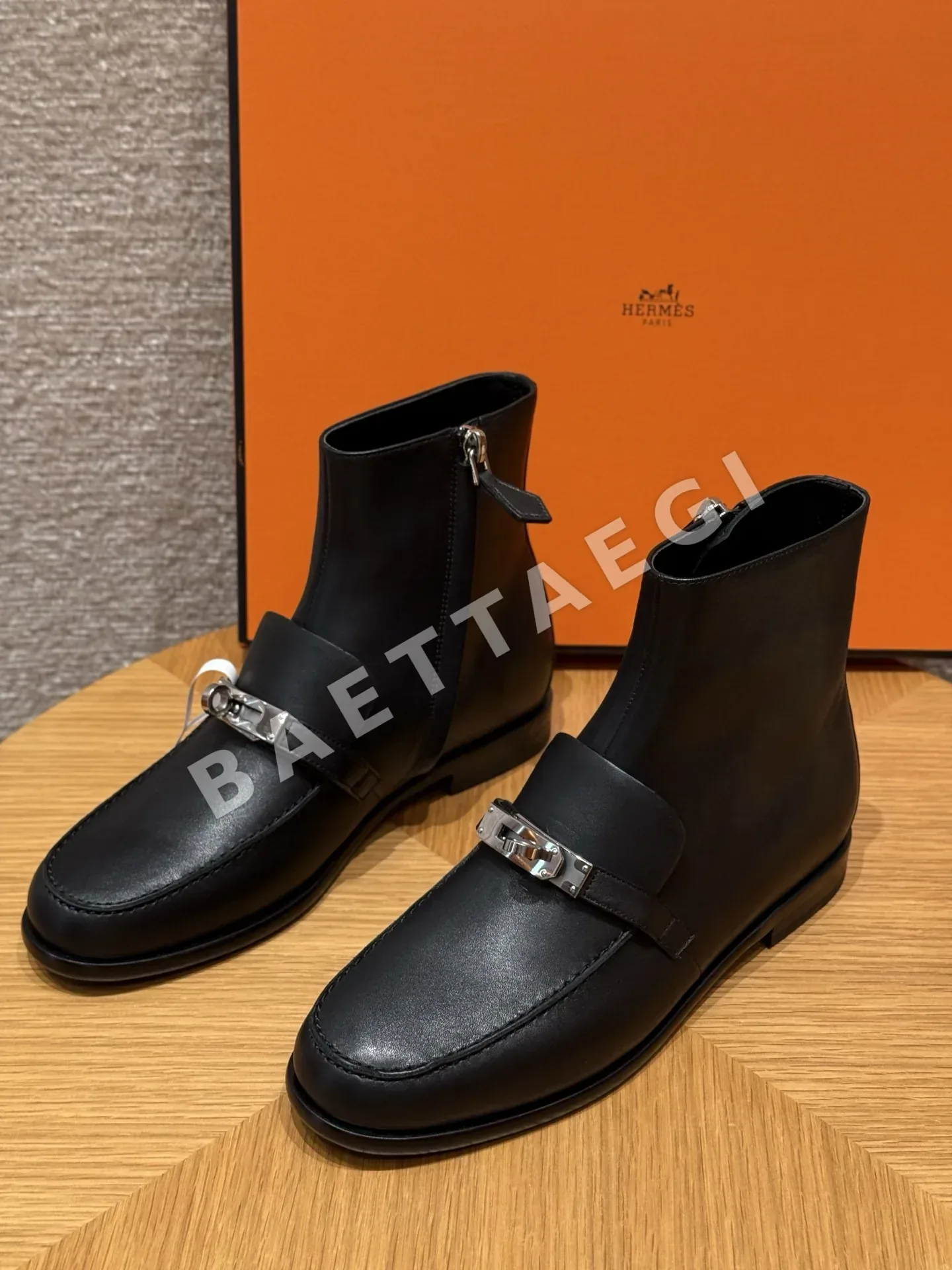 에르메스 켈시 앵클 부츠 블랙 카프스킨 실버 버클 상세 이미지 1