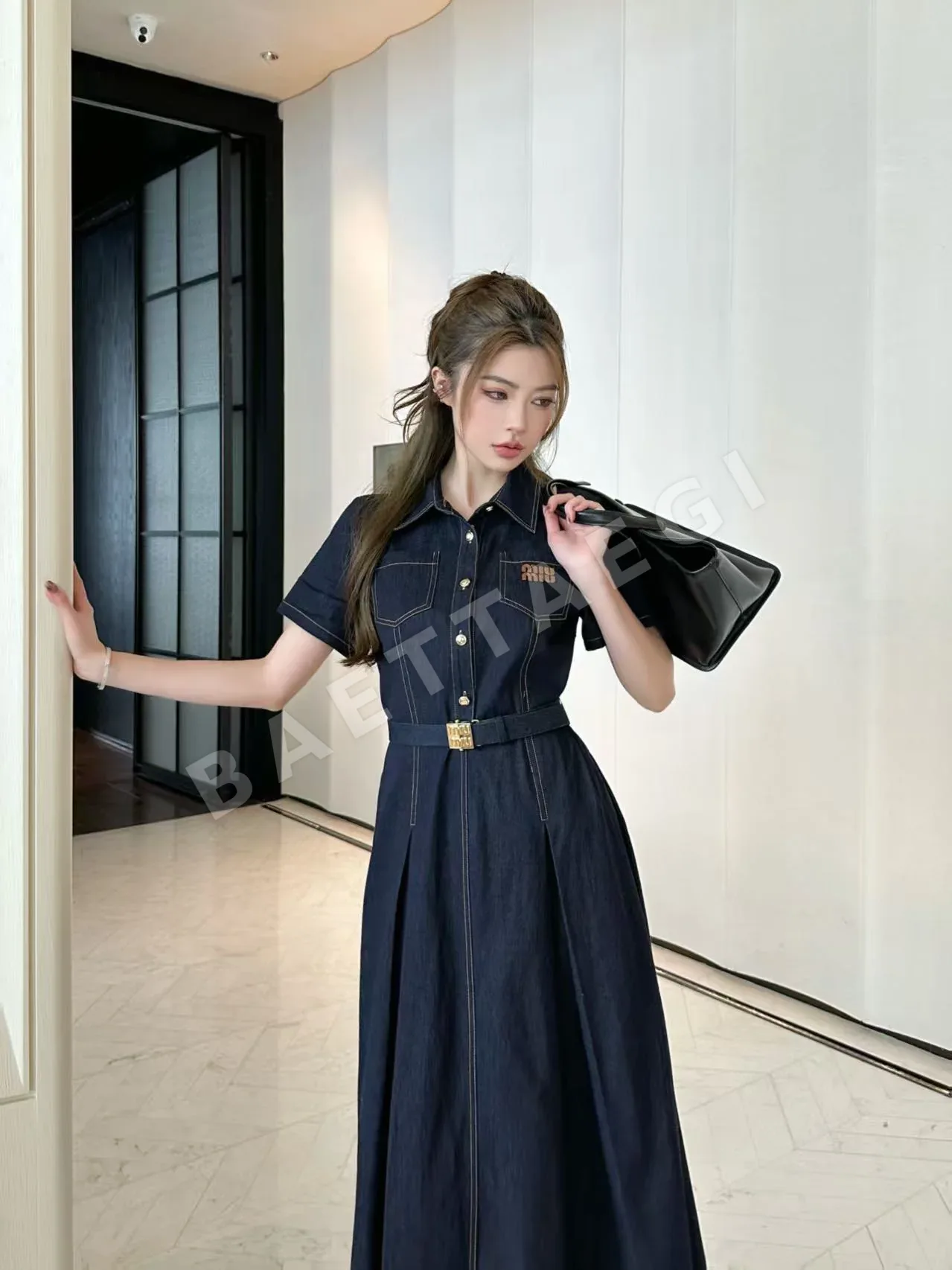 미우미우 벨트 데님 원피스 상세 이미지 4