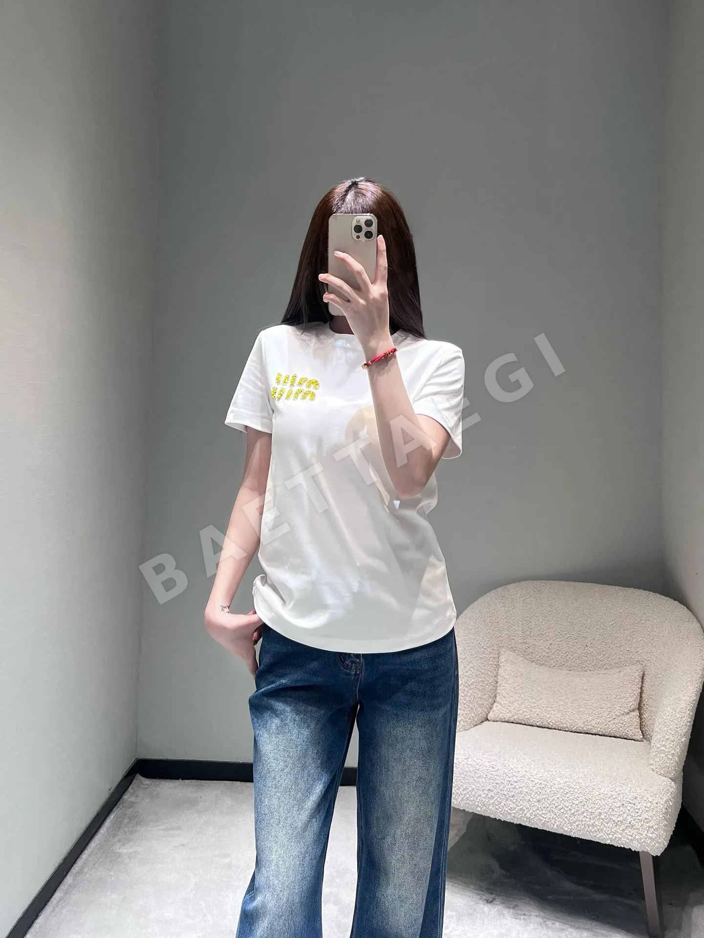 미우미우 여성 반팔 52917