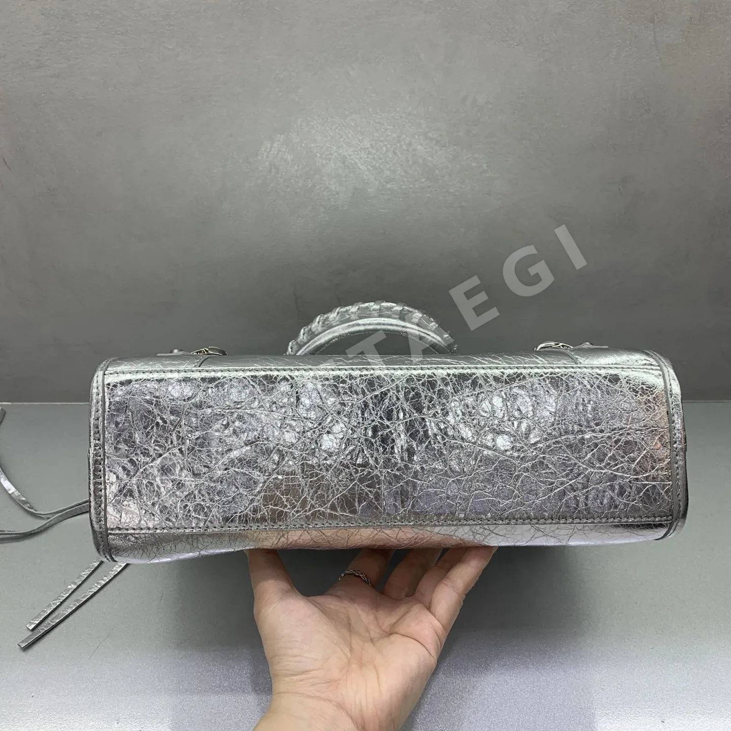 발렌시아가 가방 상세 이미지 5