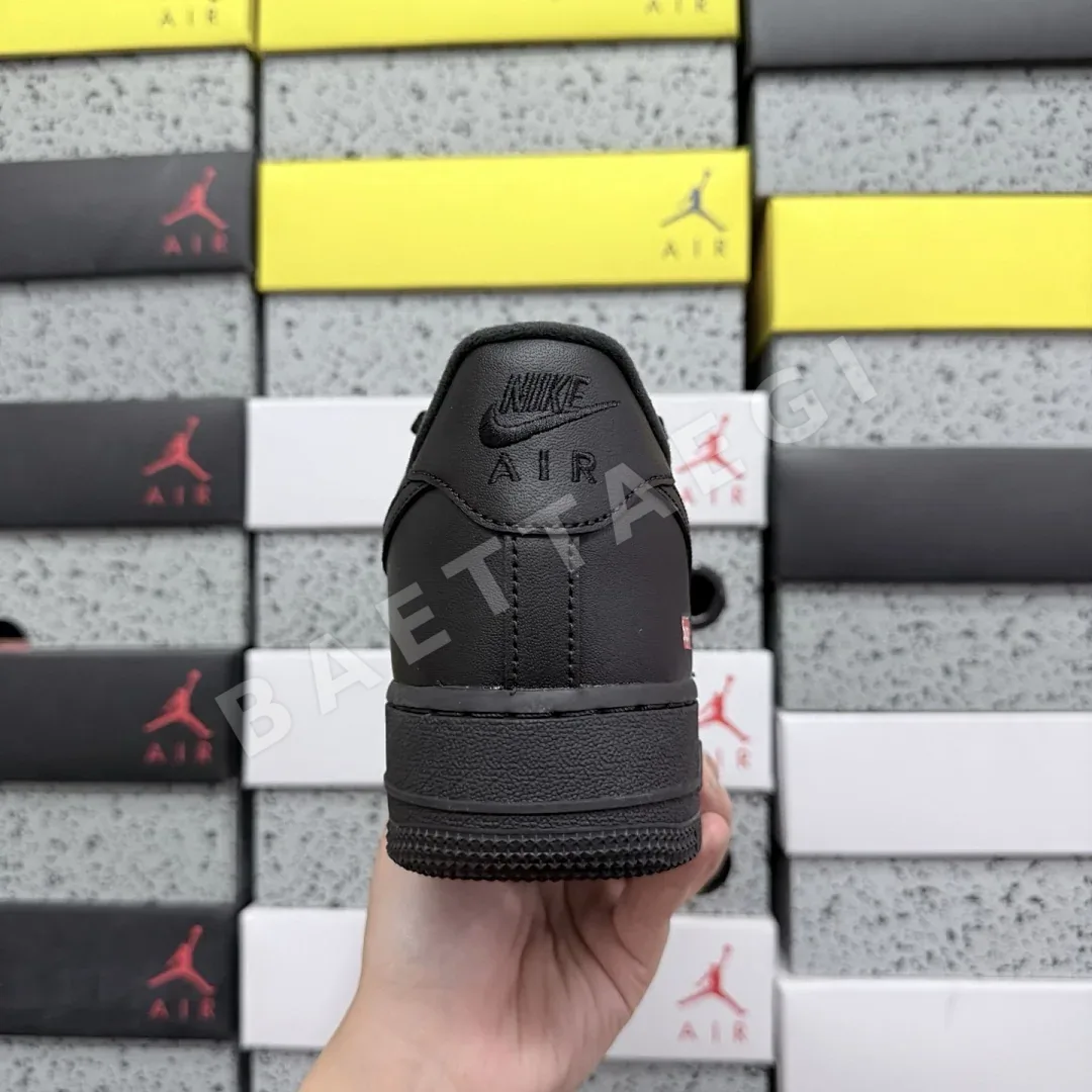 나이키 [GX] 에어 포스 1 로우 CU9225-001 201332 Nike Air Force 1 Low Supreme Black Sup 상세 이미지 5