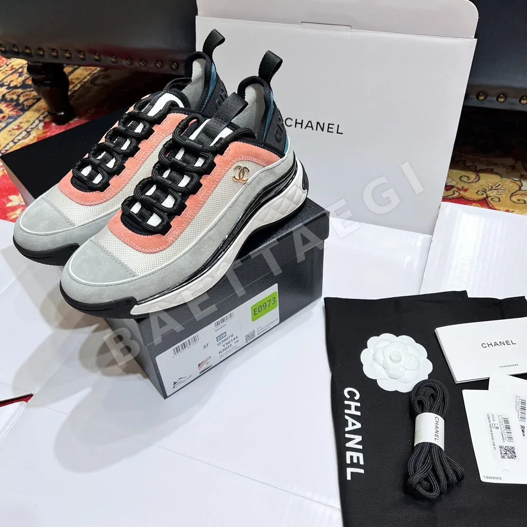 샤넬 쿠션 힐 부스트 캐주얼 신발 95011