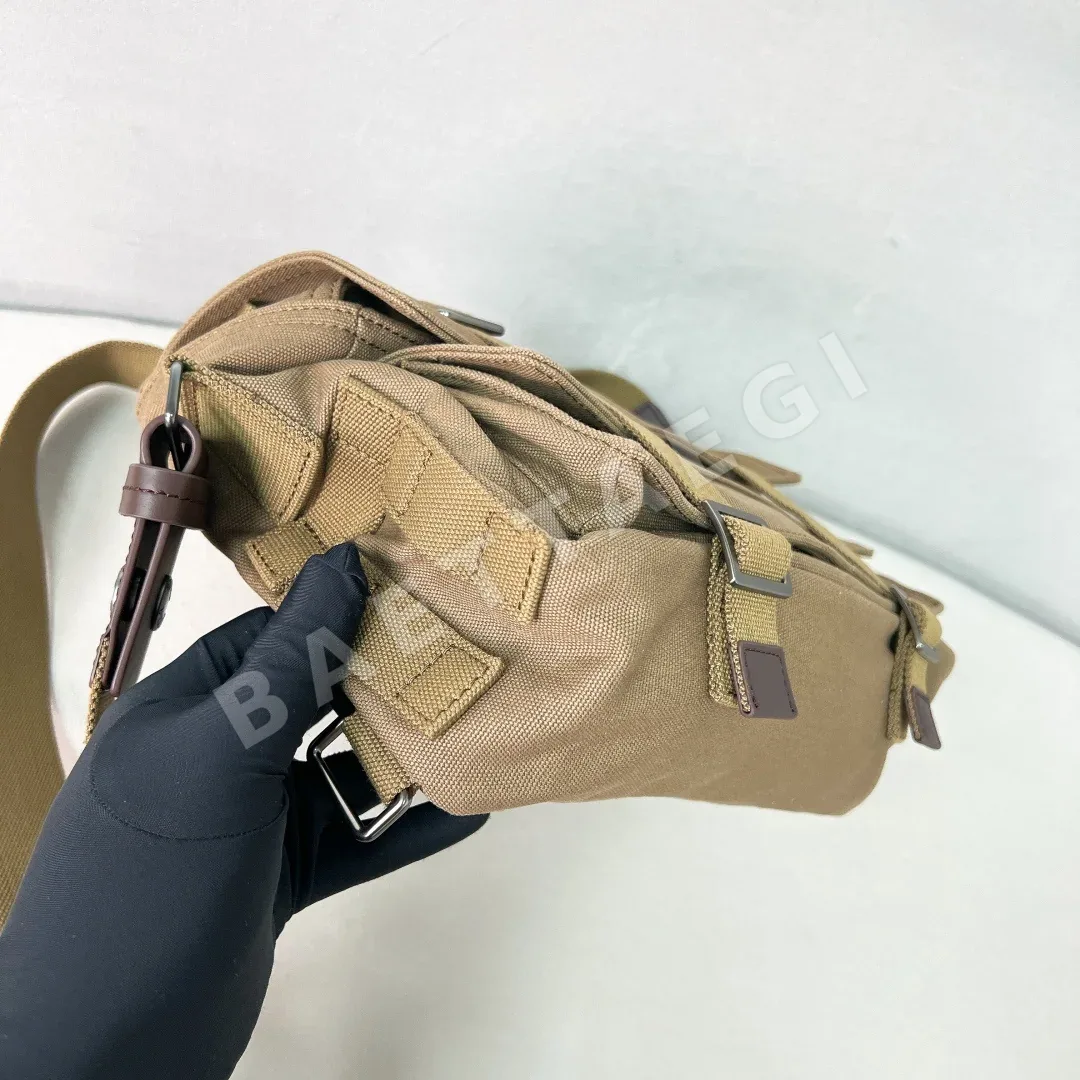 프라다 린넨 캔버스 메신저 가방 1BD408 상세 이미지 7