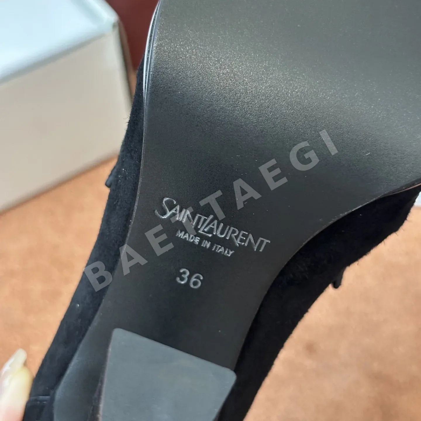 생로랑 YSL 앞코 덮인 뮬 슬리퍼 상세 이미지 7