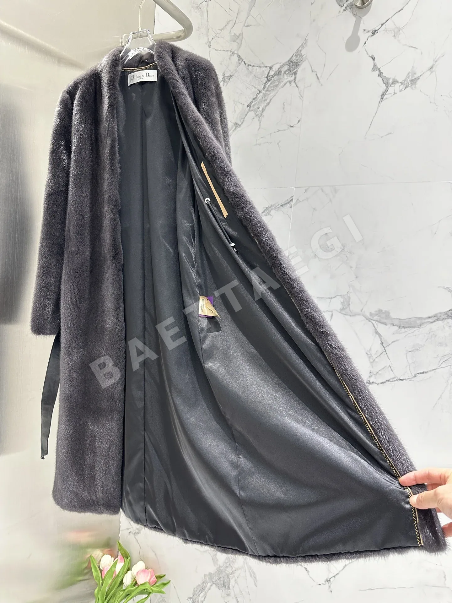 디올 오뜨꾸뛰르 메티에다르 여성 자켓 상세 이미지 6
