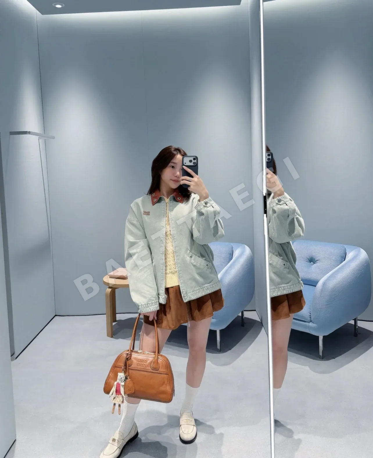 미우미우 회녹색 코튼 데님 크롭 자켓 상세 이미지 4