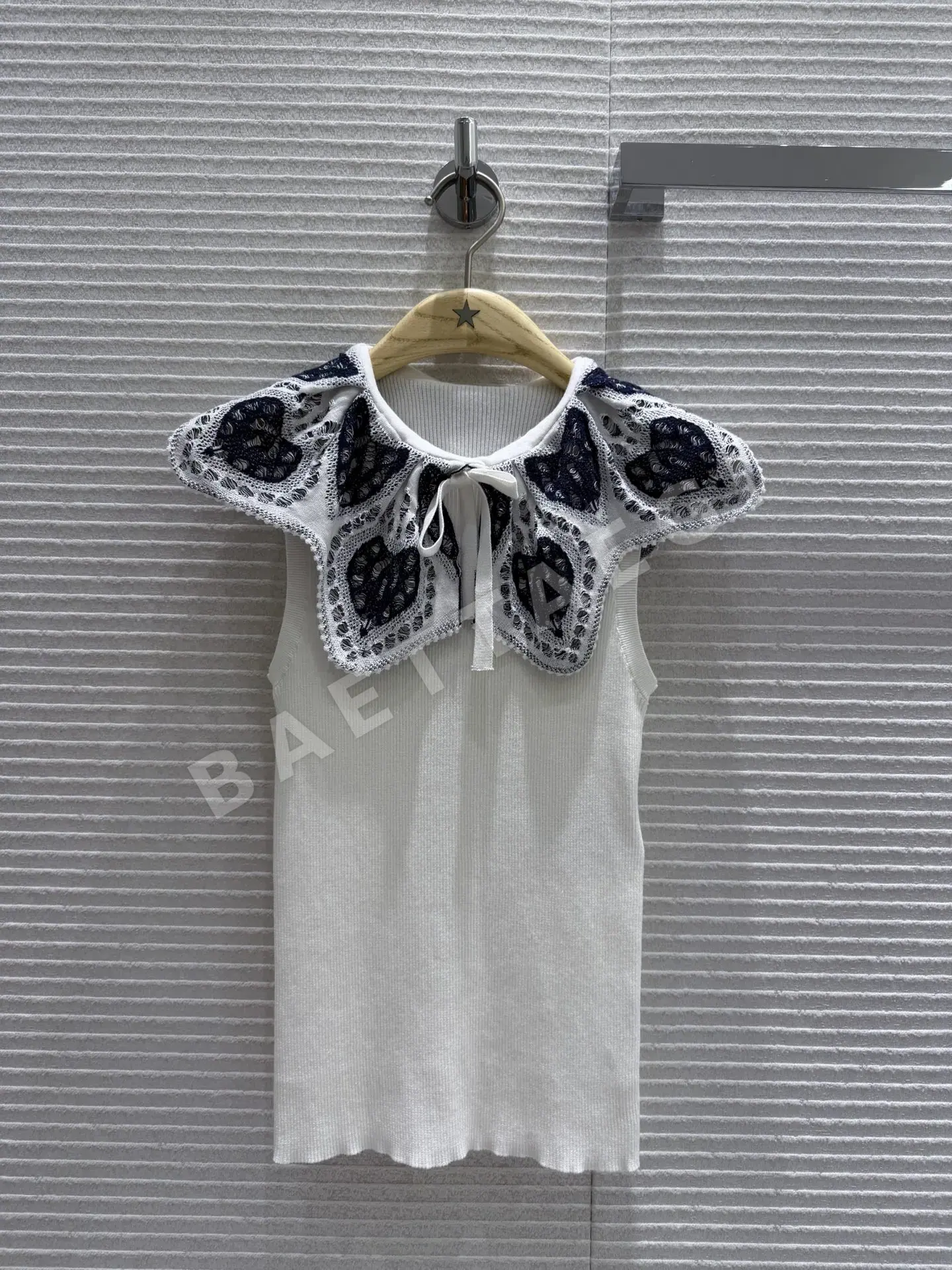 디올 레이스 카라 반팔 니트 탑 92303