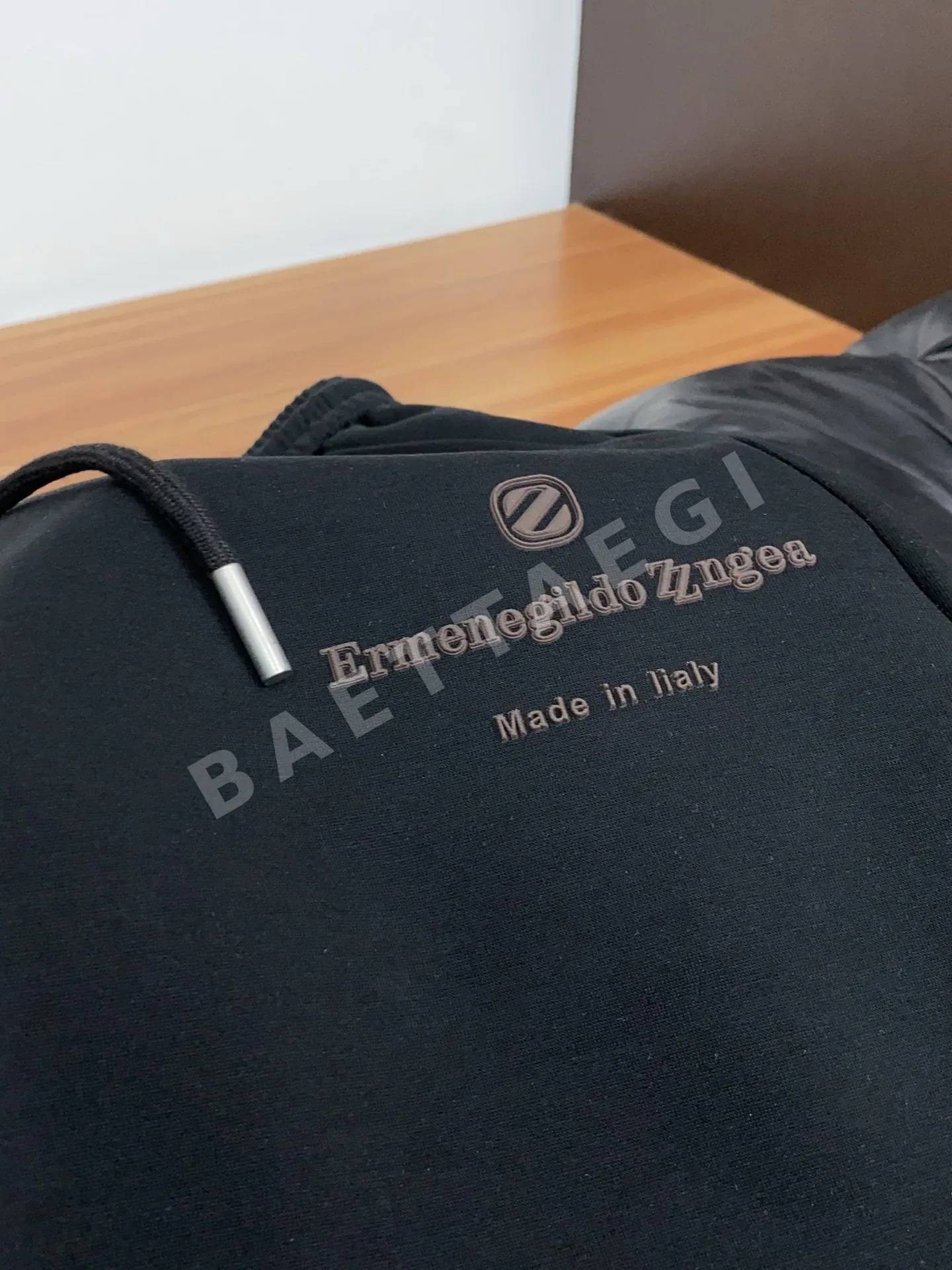 제냐 오리지널 핏 린넨 남성 반바지 상세 이미지 7