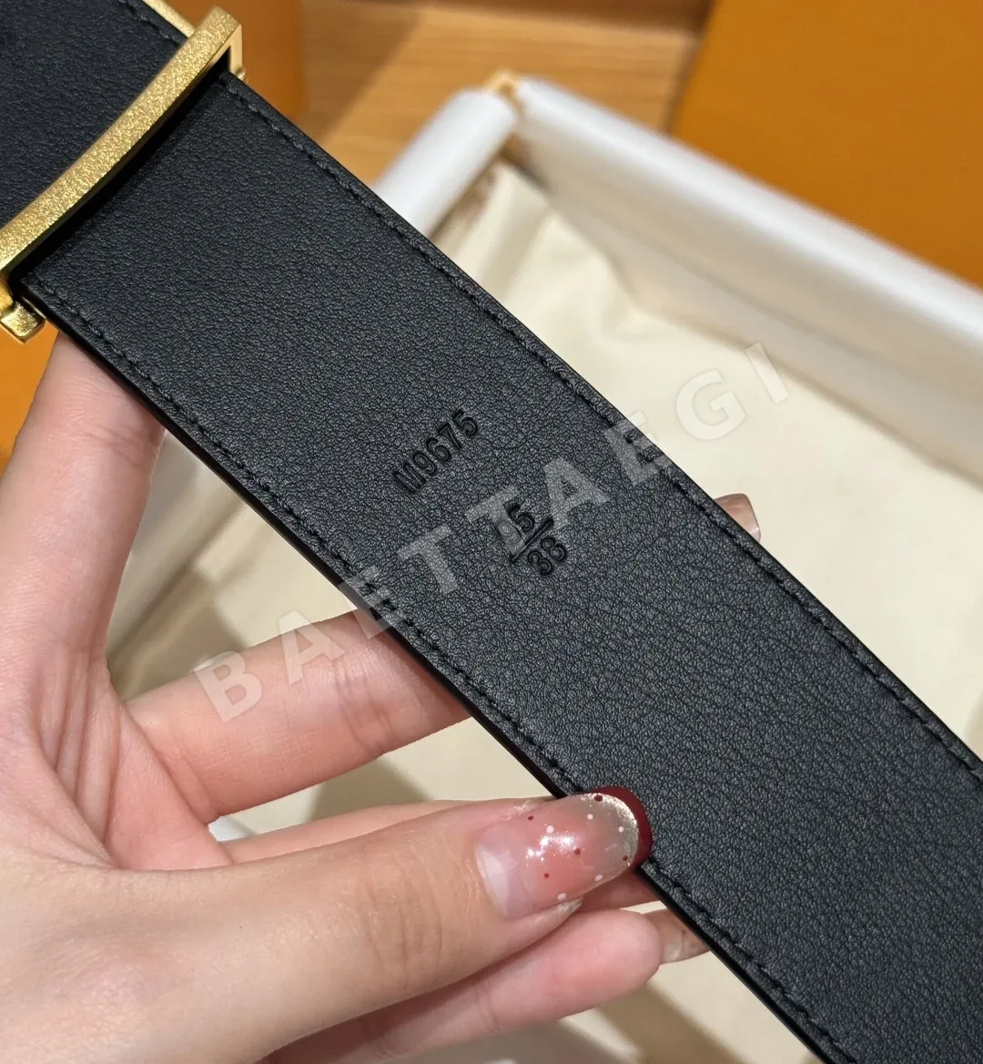 루이비통 피라미드 40mm 리버서블 소가죽 벨트 상세 이미지 8