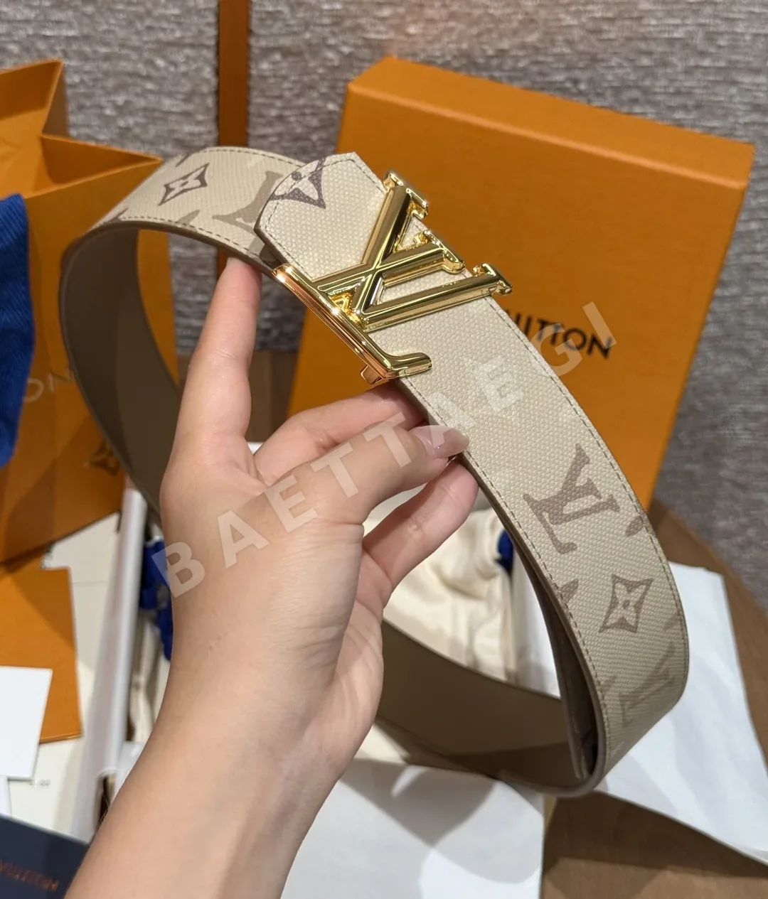 루이비통 이니셜 40mm 리버시블 벨트 상세 이미지 3