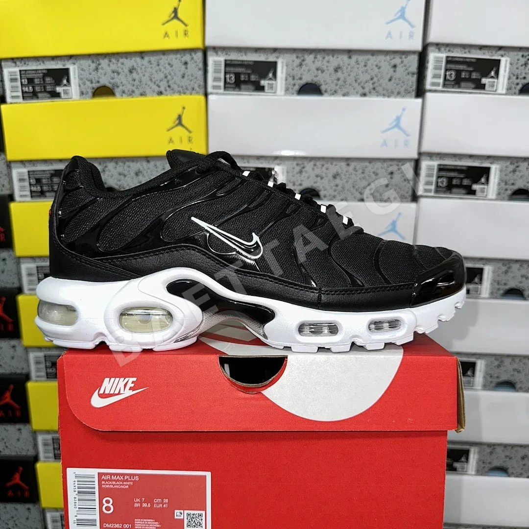 나이키 [DF] 에어 맥스 플러스 DM2362-001 201065 Nike Air Max Plus Black White