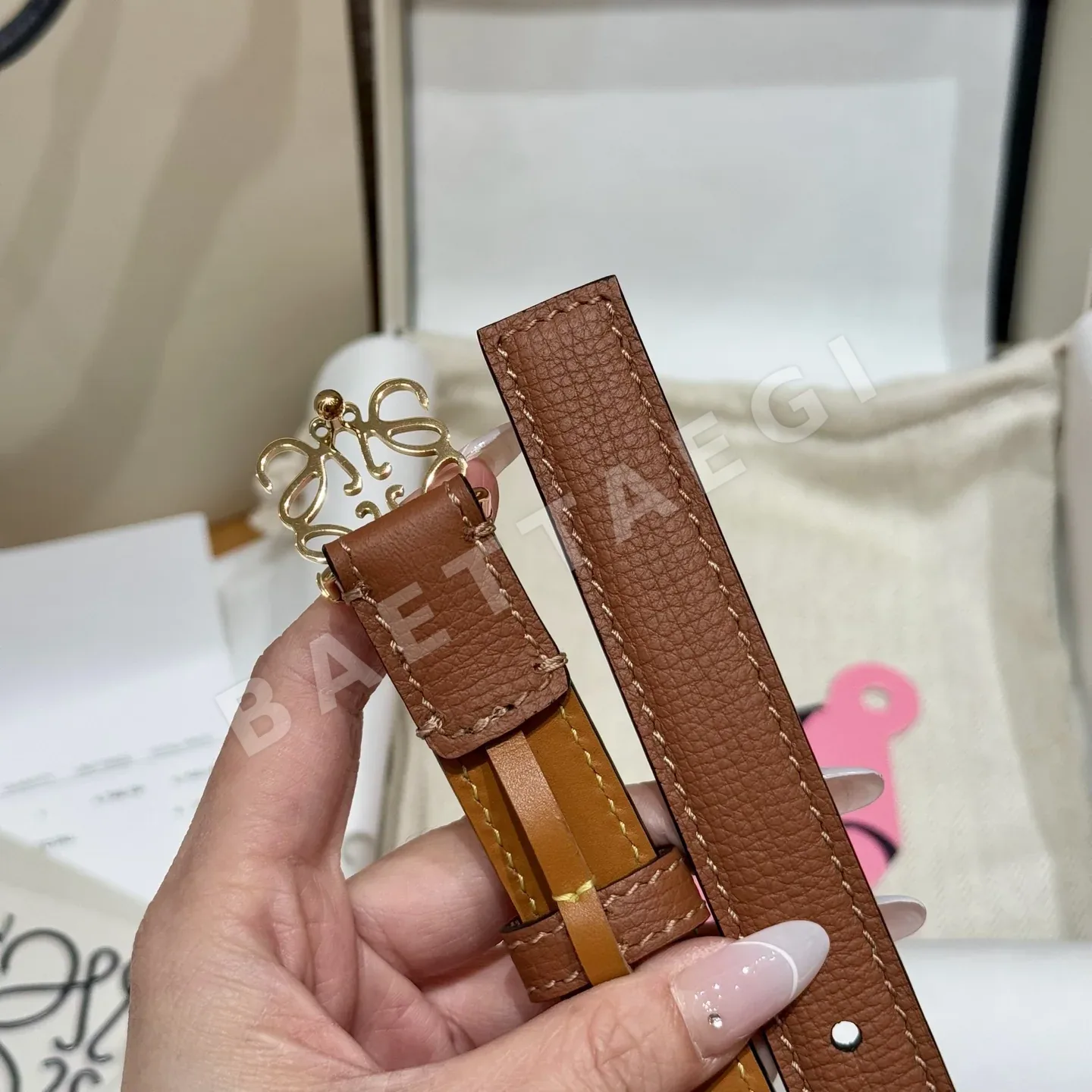 로에베 아나그램 버클 가죽 벨트 상세 이미지 6