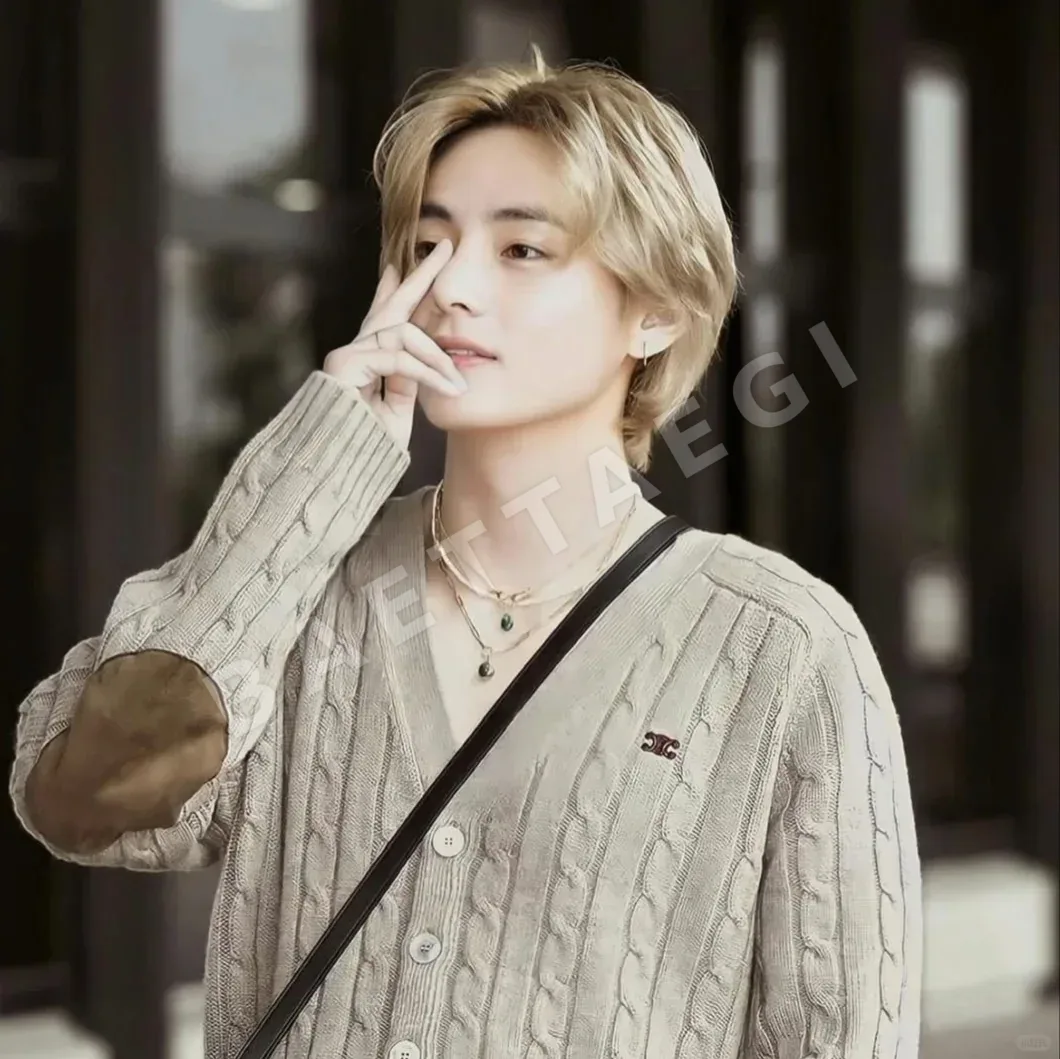 셀린느 케이블 니트 캐시미어 가디건 상세 이미지 29