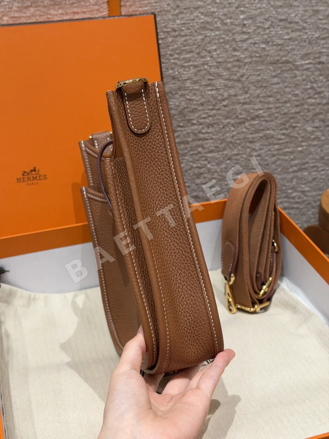 에르메스 에블린 23 가죽 가방 상세 이미지 4