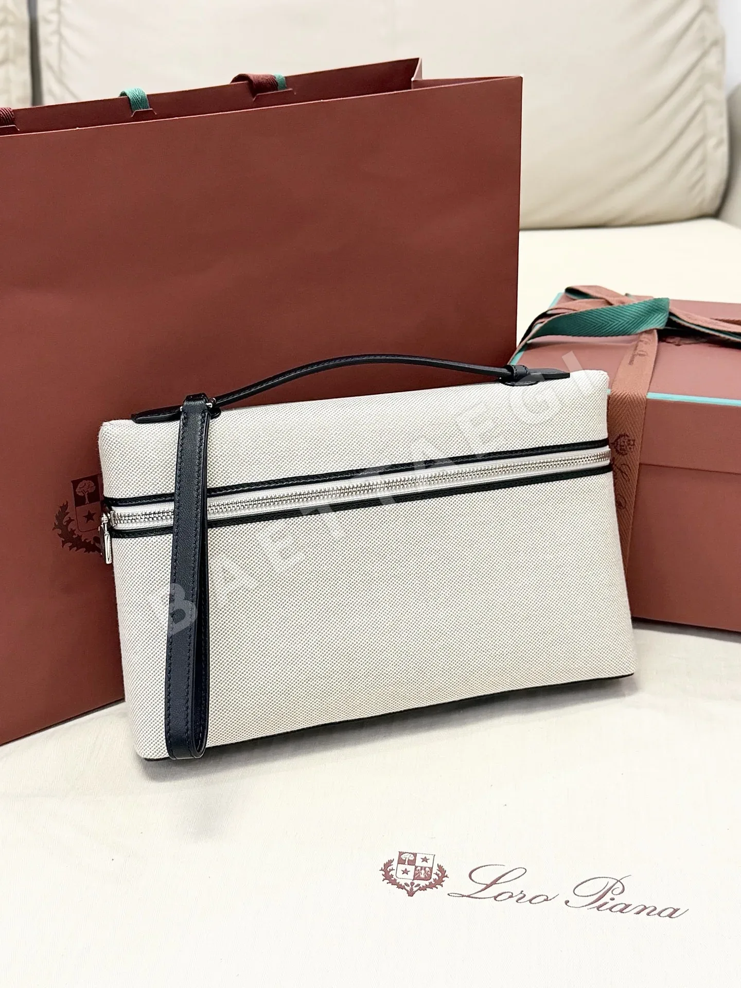 로로피아나 블랙 캔버스 가죽 남성 클러치백 161196