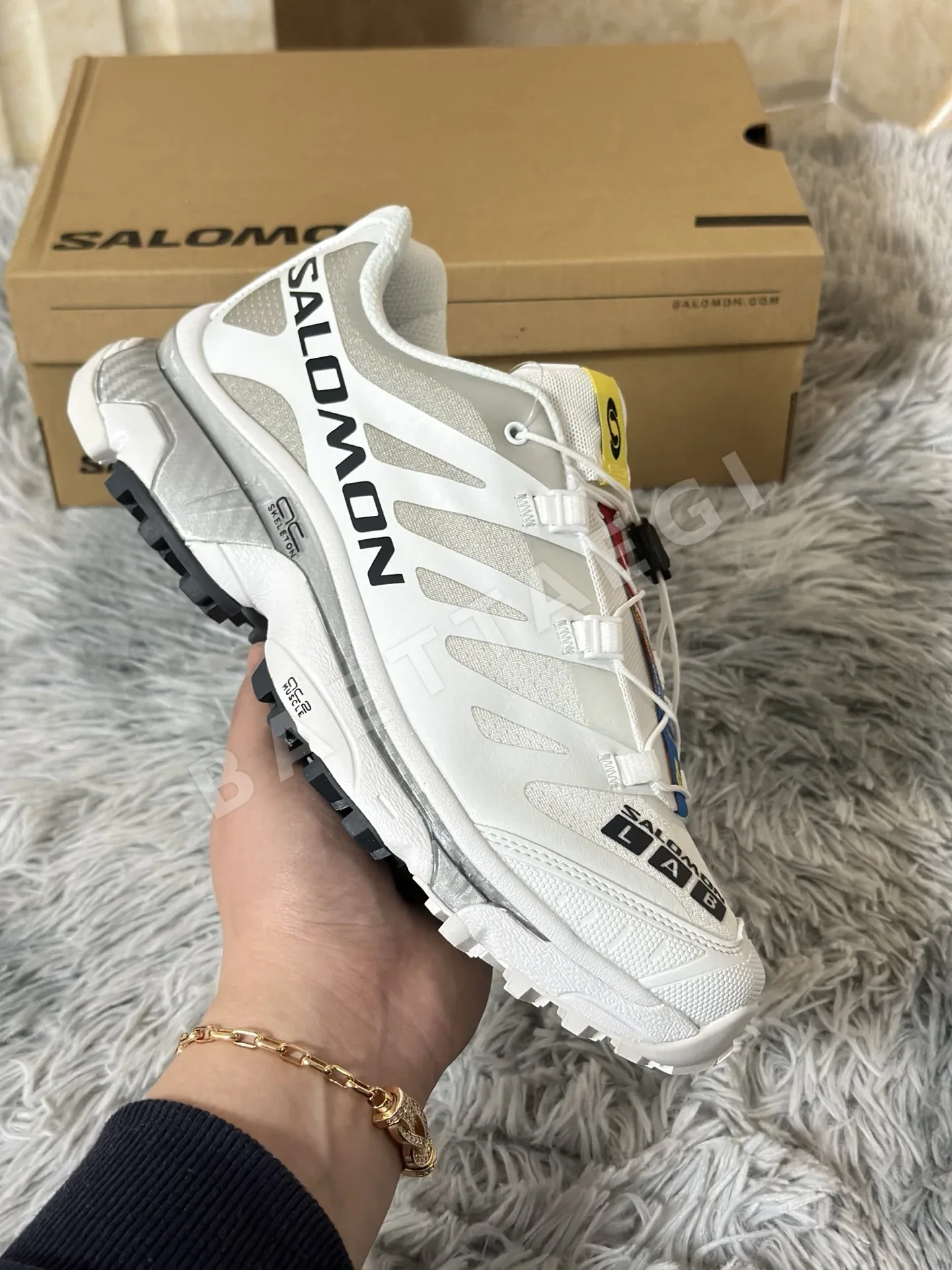 살로몬 XT-4 OG 스니커즈 상세 이미지 4