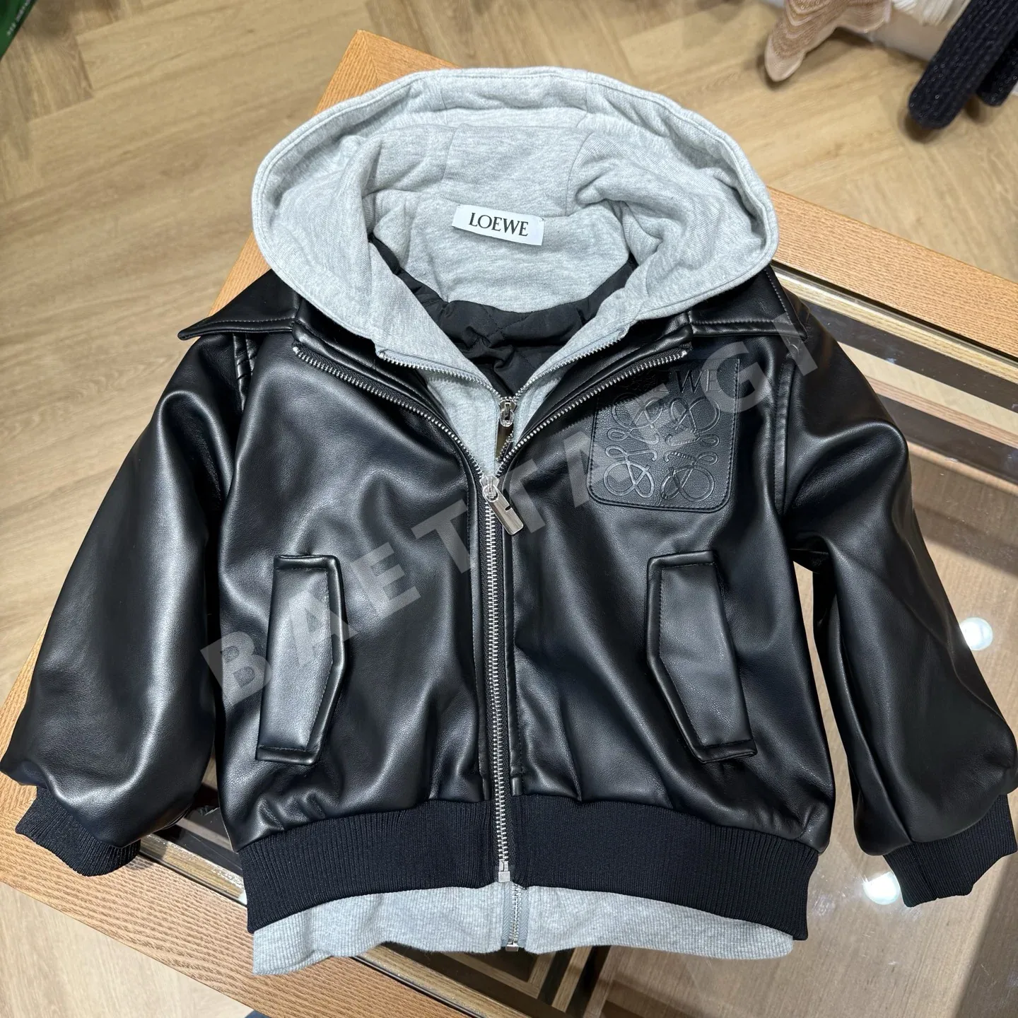 로에베 키즈 자켓 패딩 상세 이미지 4