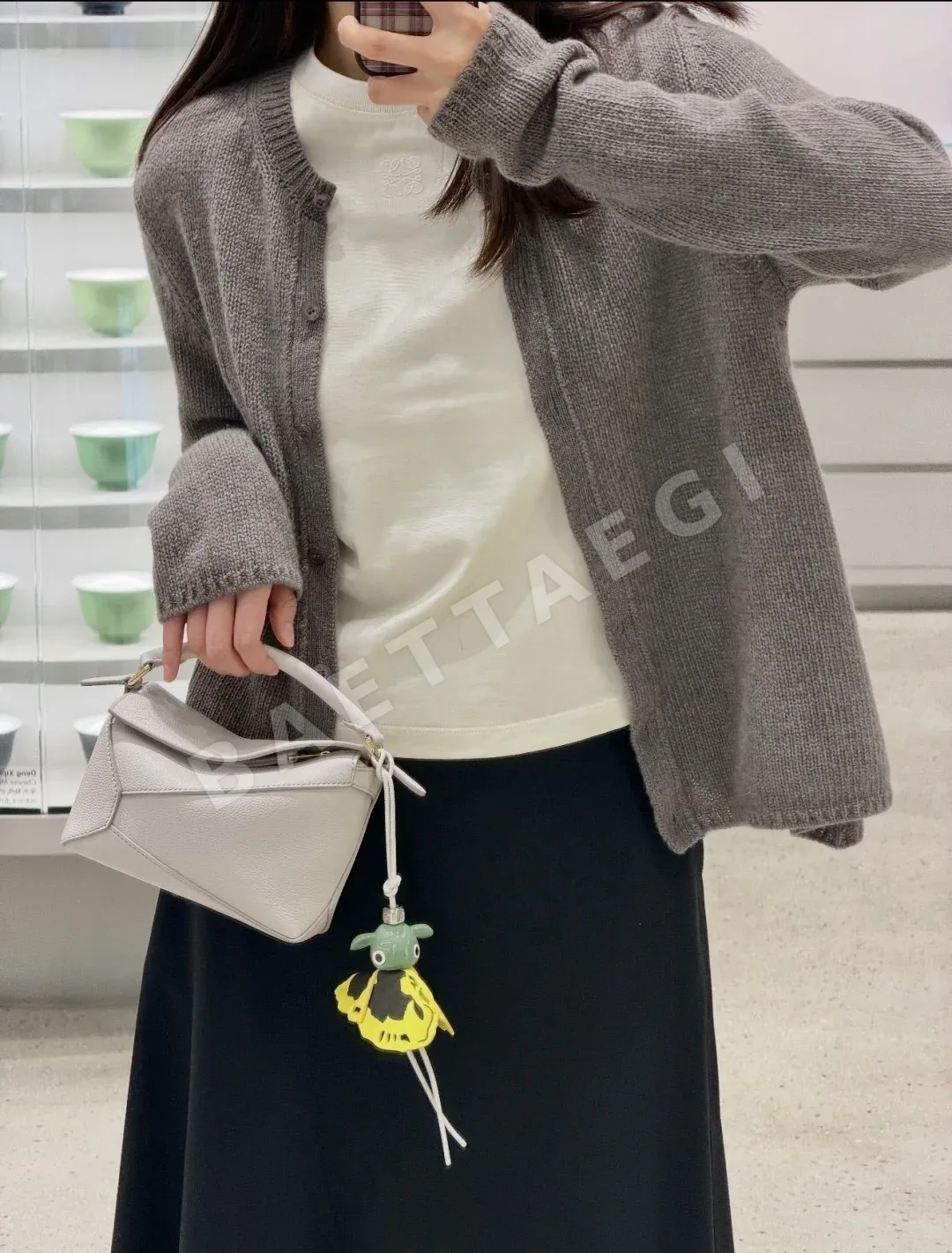 로에베 컬러 블록 래글런 반팔 티셔츠 상세 이미지 6