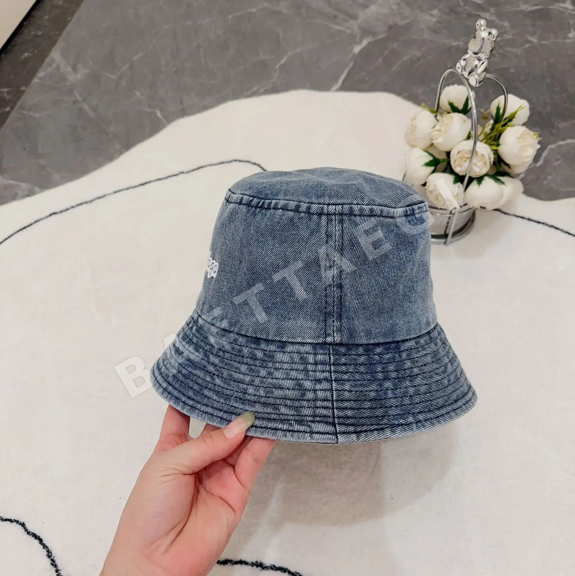 발렌시아가 데님 버킷 햇 상세 이미지 7