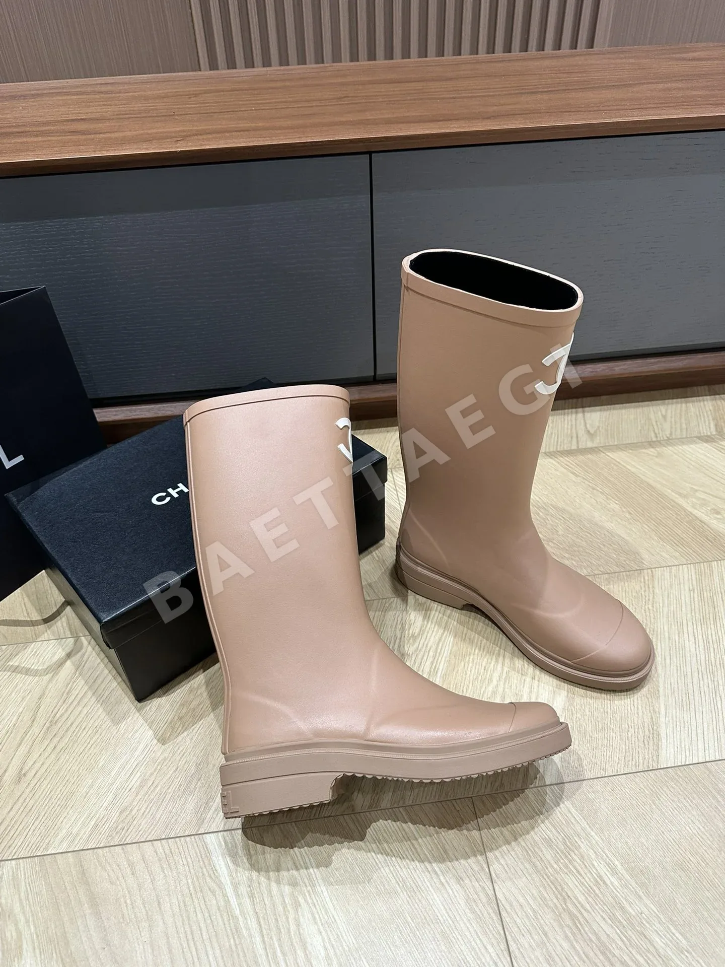 샤넬 레인부츠 상세 이미지 3