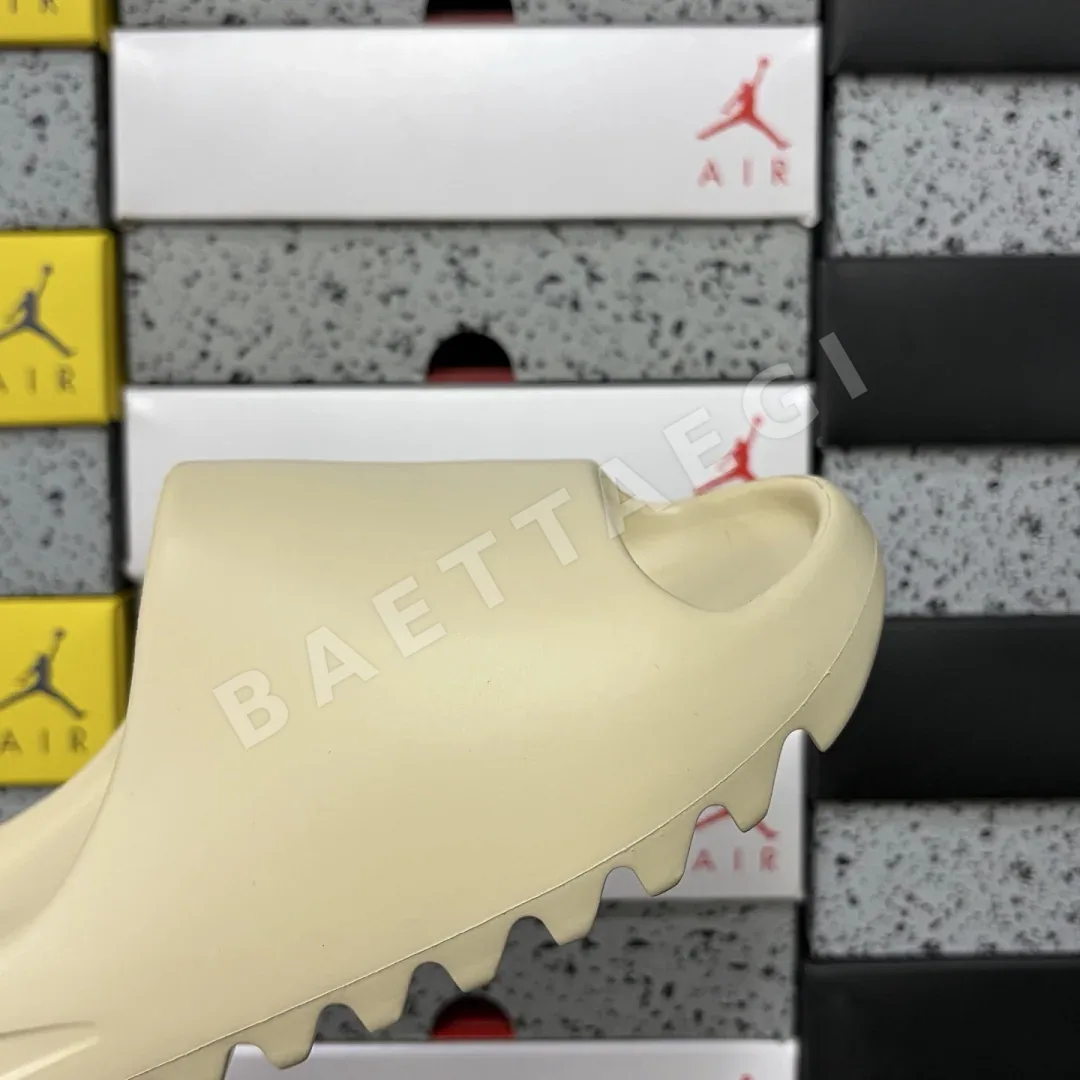 아디다스 [LW] 이지 슬라이드 FW6345 200619 Adidas Yeezy Slide Bone 상세 이미지 7