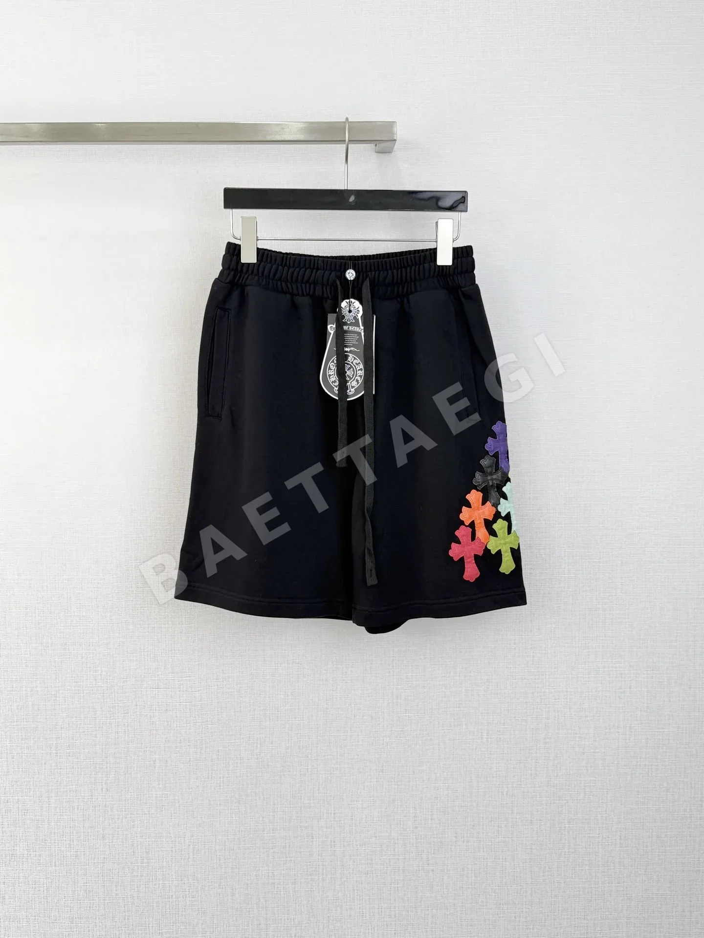 크롬하츠 컬러풀 레더 크로스 캐주얼 스웨트 반바지 132925