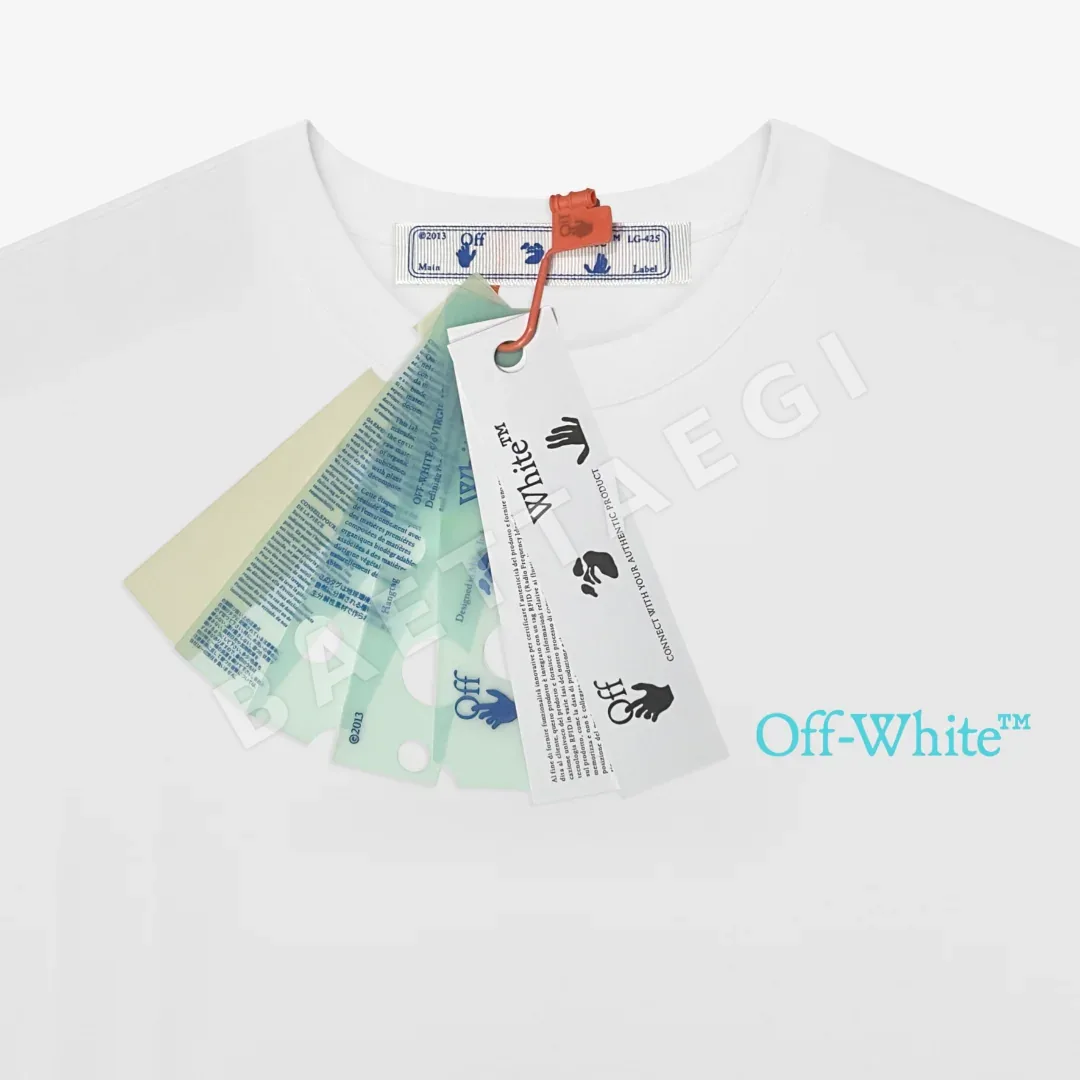 오프화이트 남성 반팔 티셔츠 상세 이미지 4