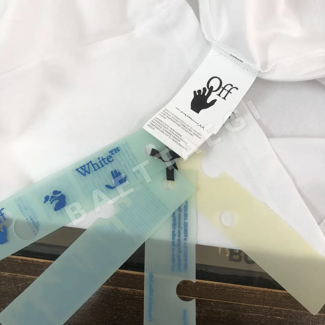오프화이트 남성 반팔 티셔츠 상세 이미지 8