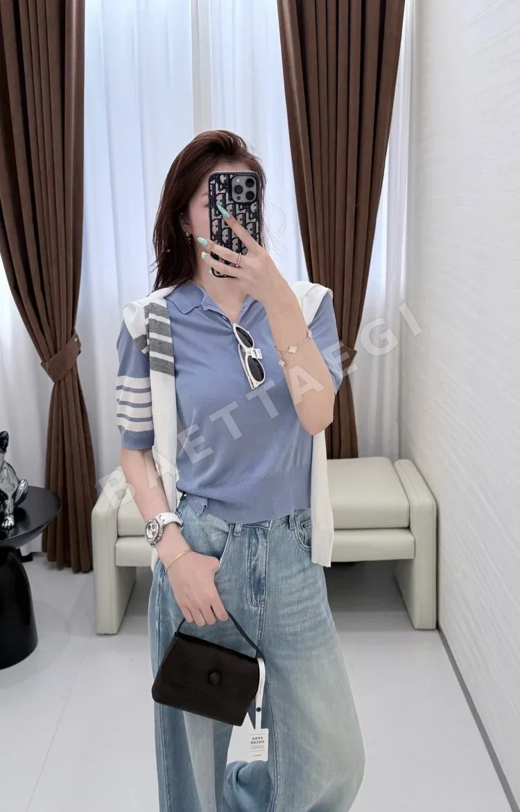 톰브라운 클래식 라운드넥 스트레치 니트 반팔 스웨터 97715