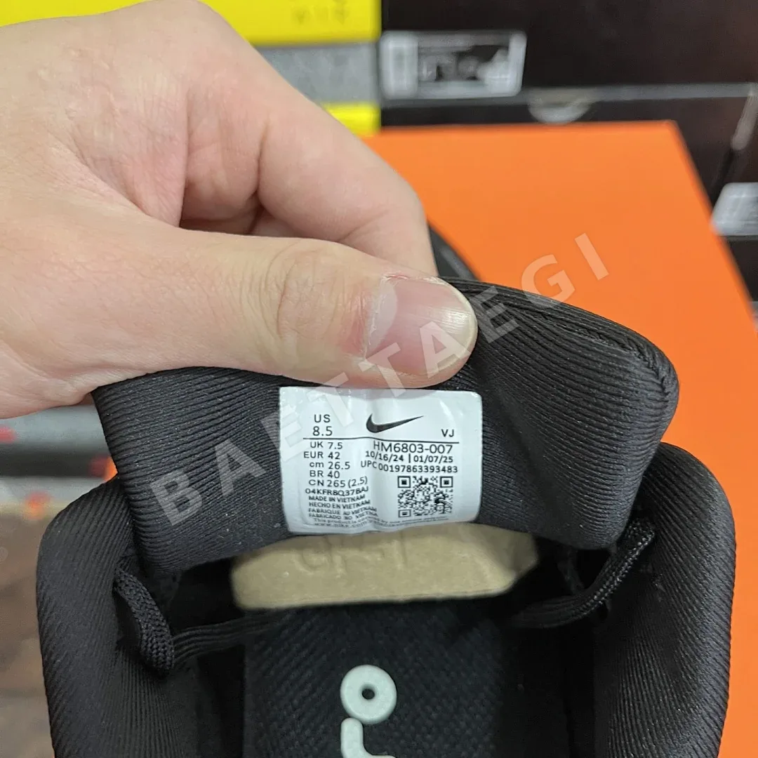 나이키 줌 보메로 18 HM6803-007 201096 Nike Zoom Vomero 18 상세 이미지 7