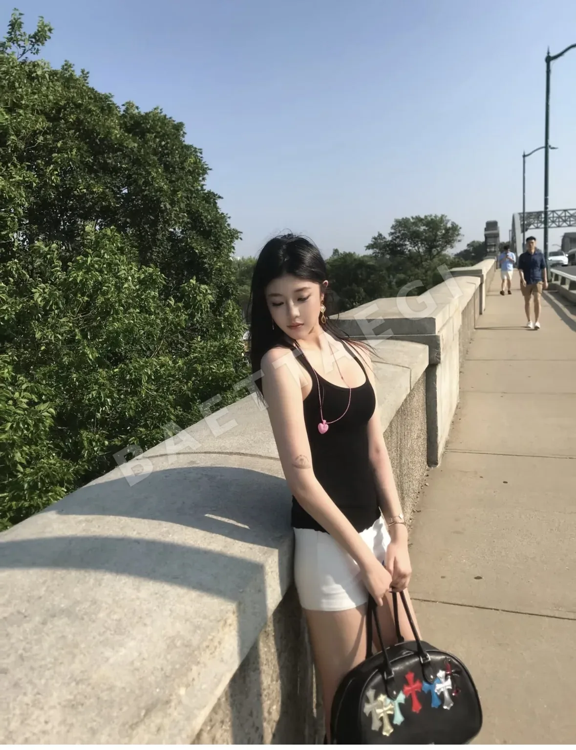 크롬하츠 짐 미디엄 볼링백 상세 이미지 6