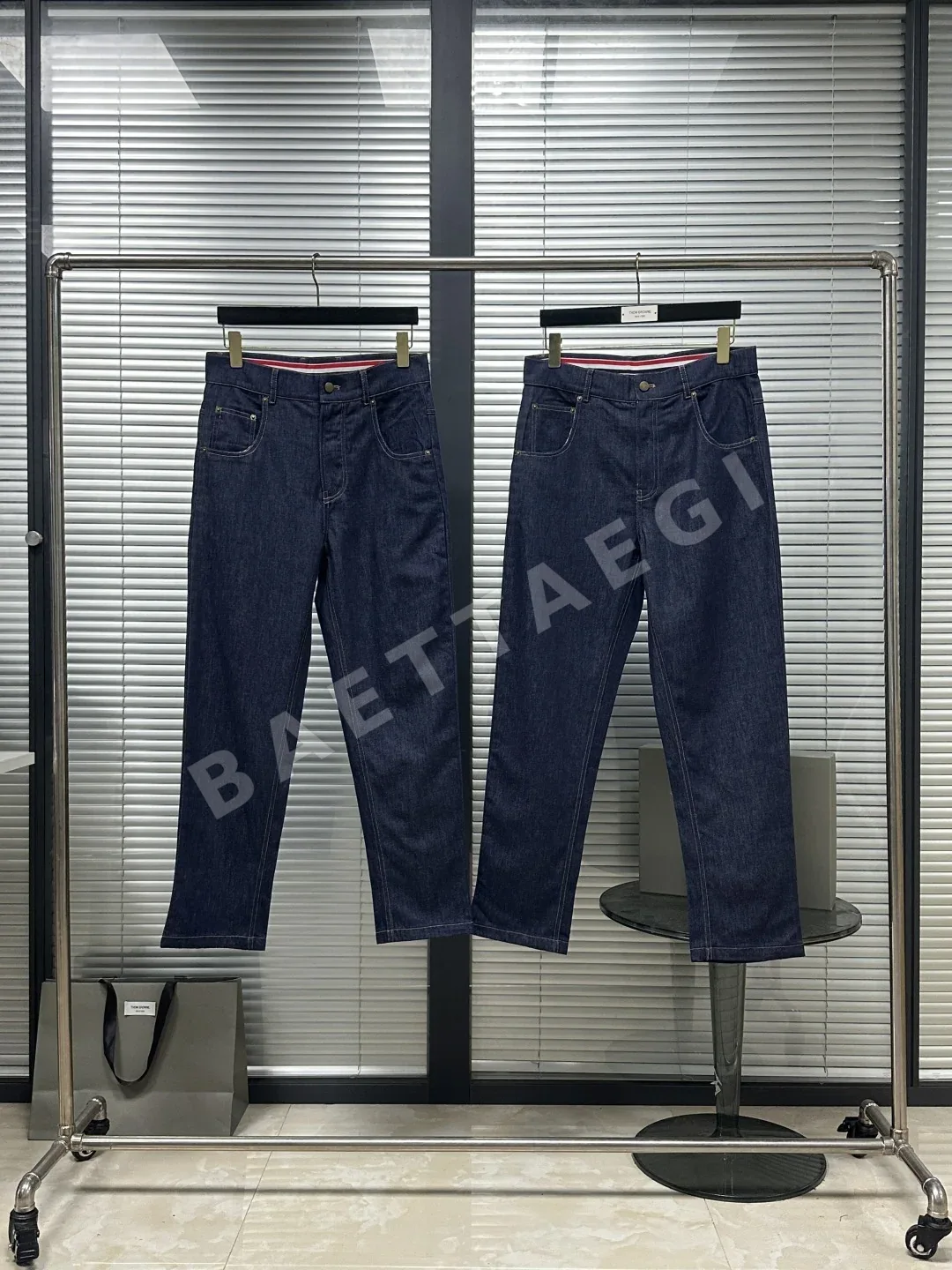 톰브라운 데님 남성 바지 46622