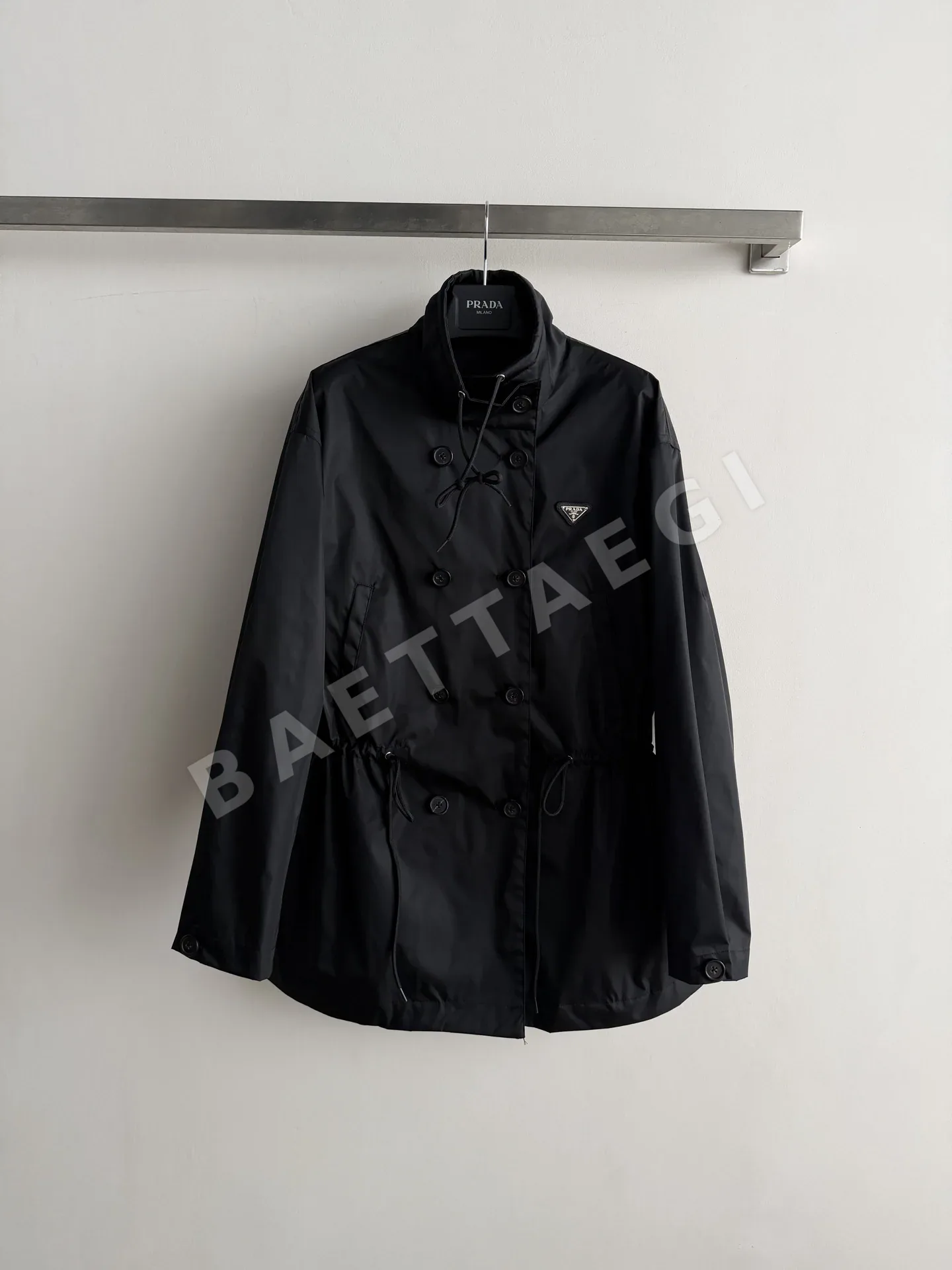 프라다 드로스트링 나일론 여성 자켓 203905