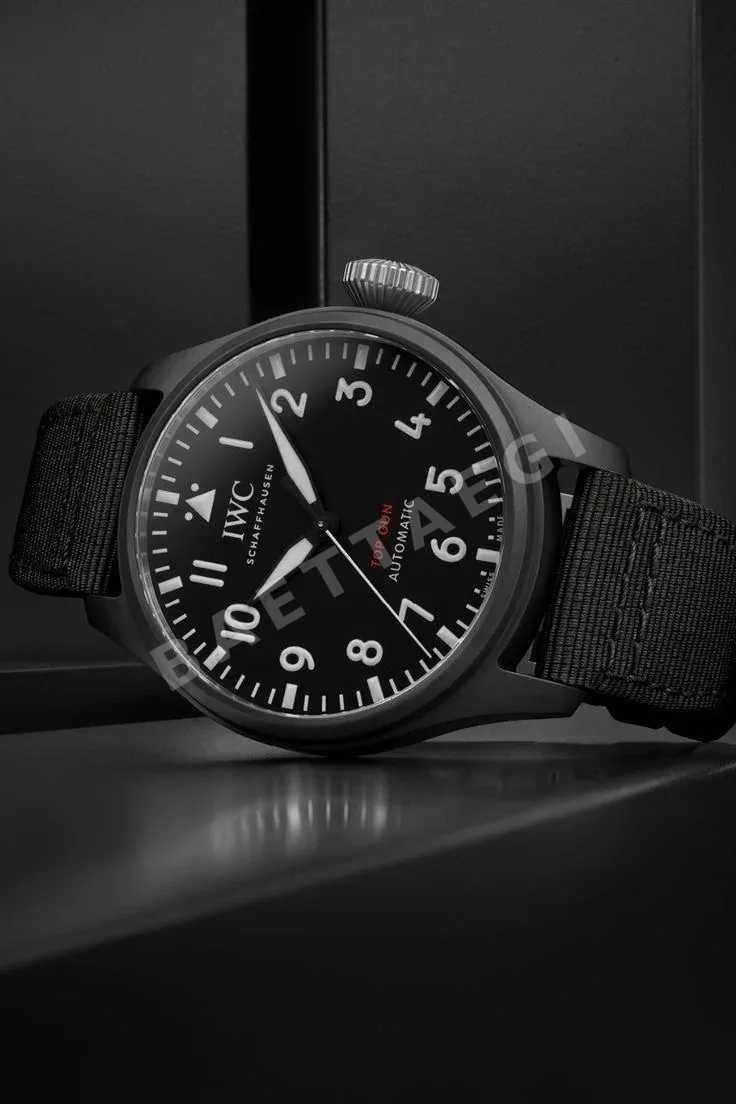 IWC 탑건 블랙 세라믹 시계 상세 이미지 9