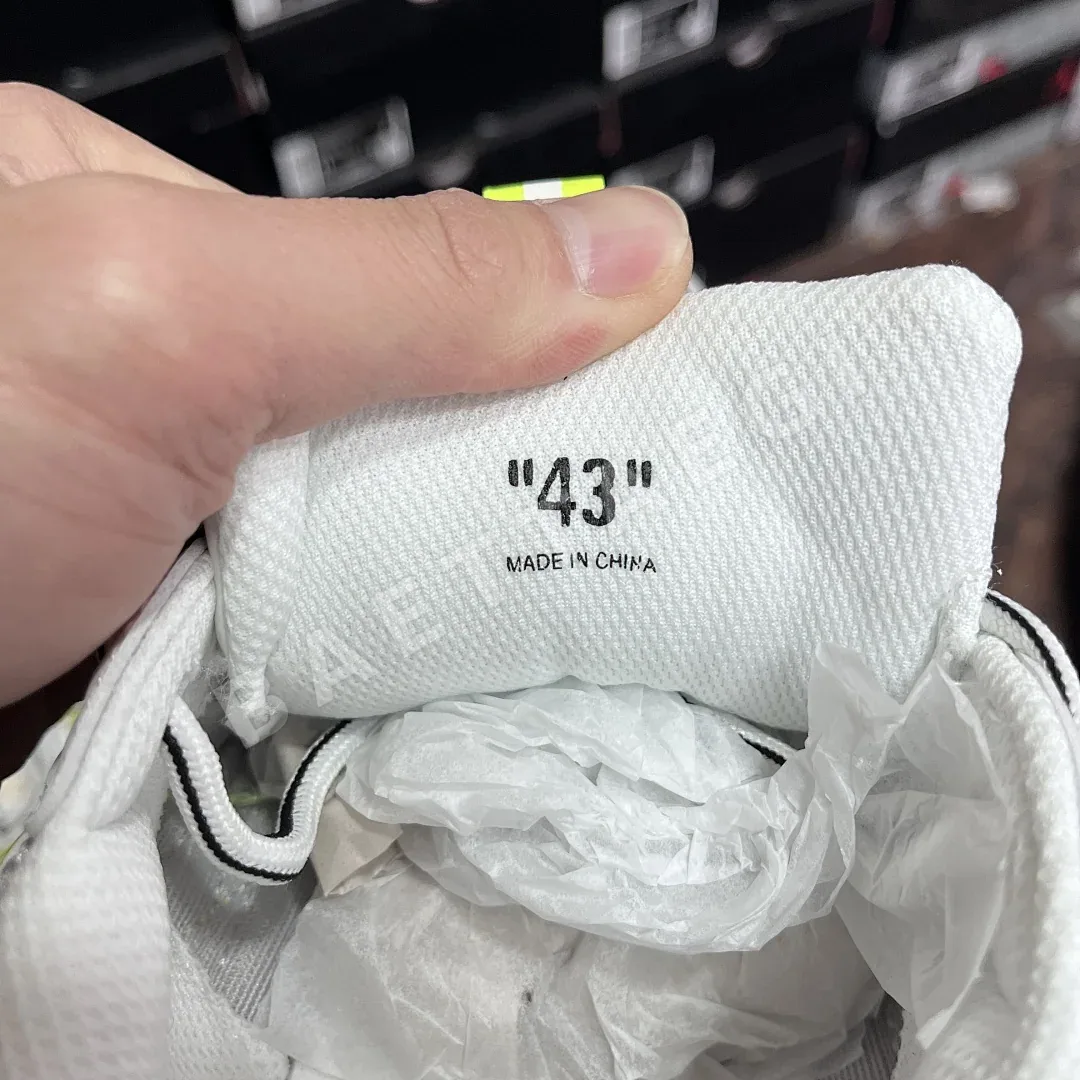오프화이트 비 라이트 백 202381 Off White Be Right Back Black 상세 이미지 4