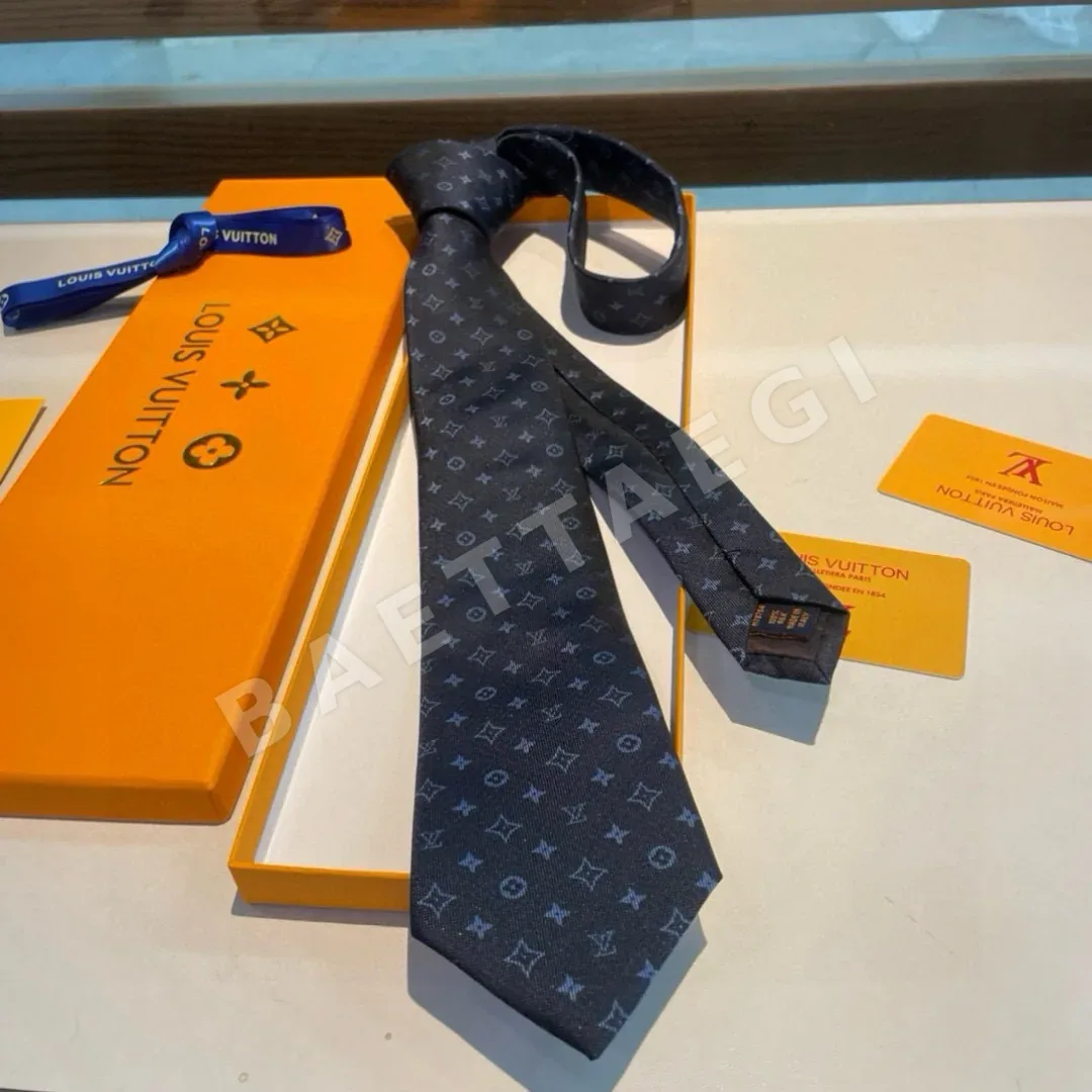 루이비통 다미에 패턴 실크 넥타이 상세 이미지 9