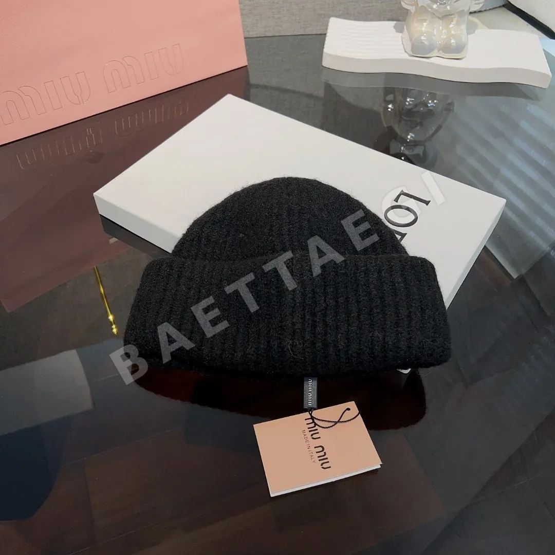 미우미우 모자 79414 Miu Miu Cap 상세 이미지 9
