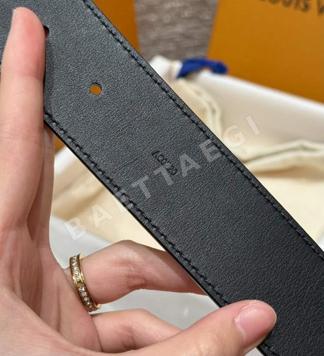 루이비통 타임리스 에피 40mm 리버시블 벨트 상세 이미지 9