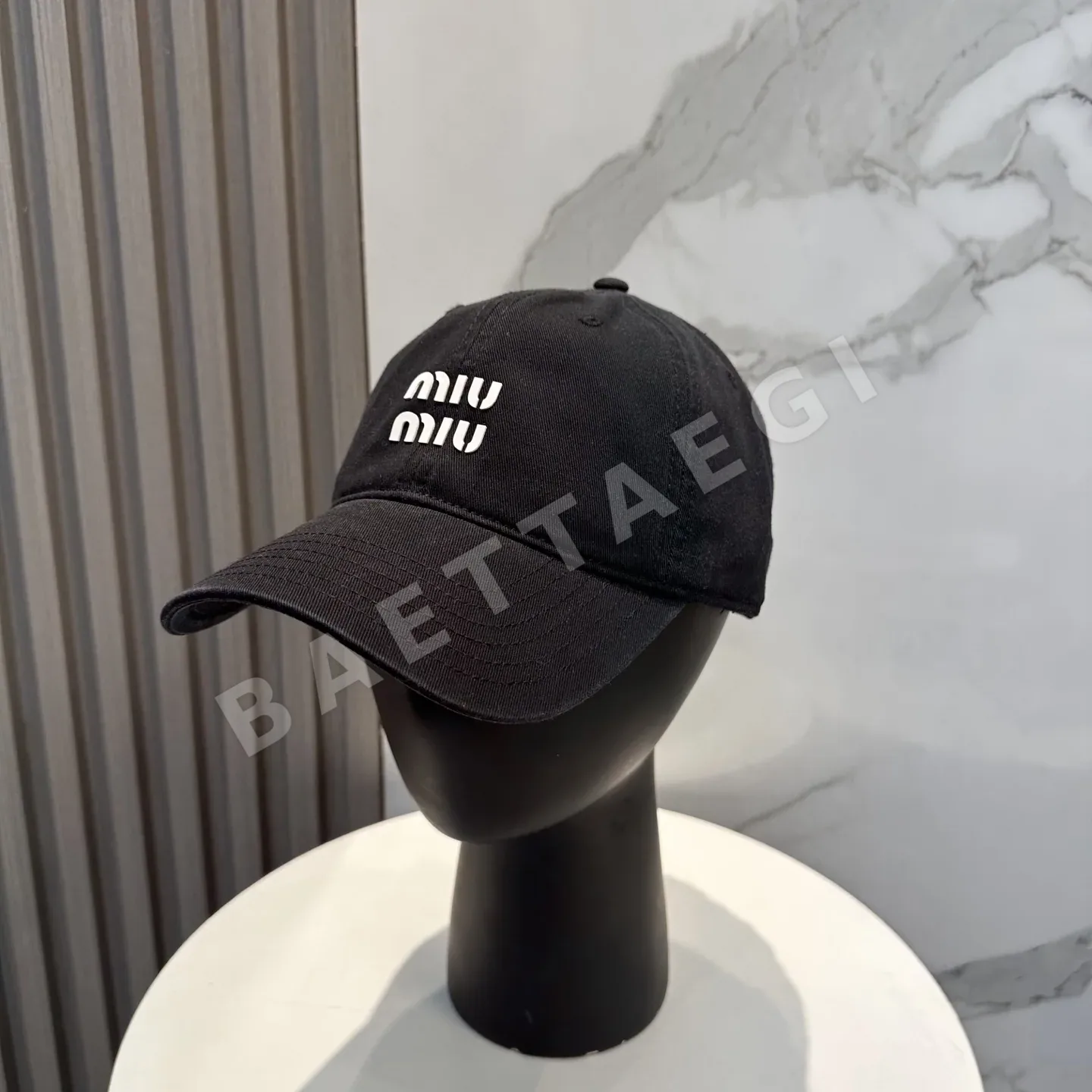 미우미우 캔디 컬러 베이스볼 캡 185824