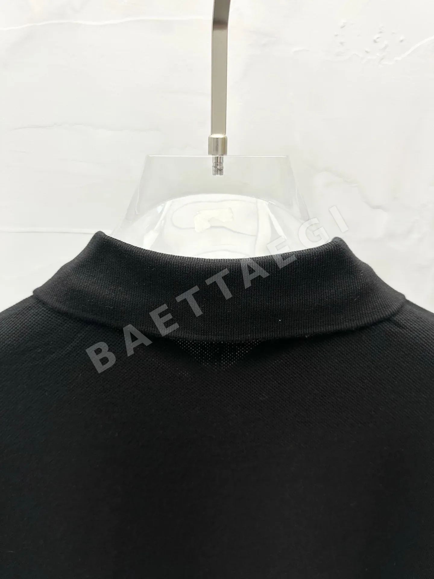 톰브라운 피케 스트라이프 카라 반팔 셔츠 상세 이미지 8