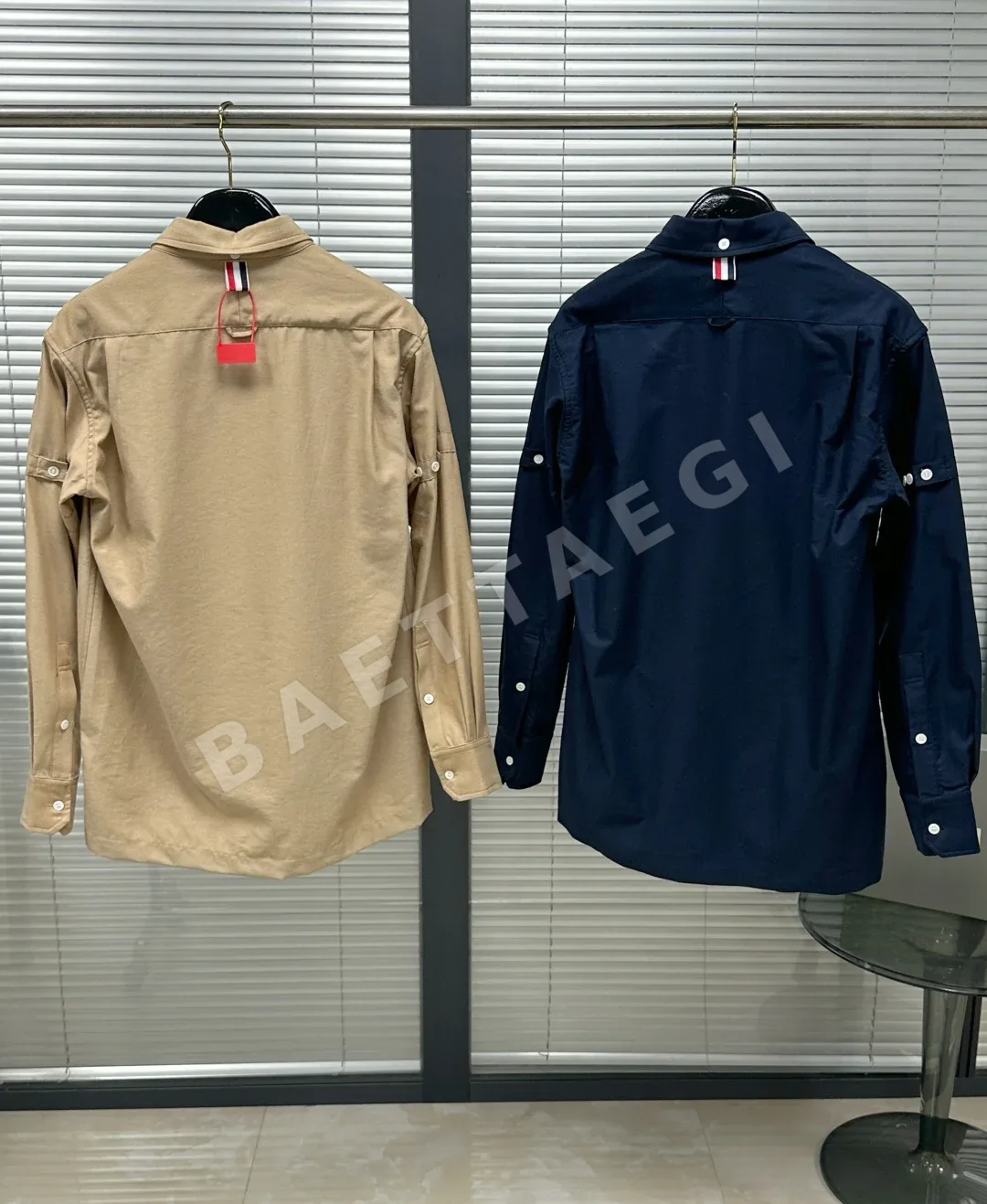 톰브라운 카키 네이비 워크웨어 긴팔 셔츠 상세 이미지 3