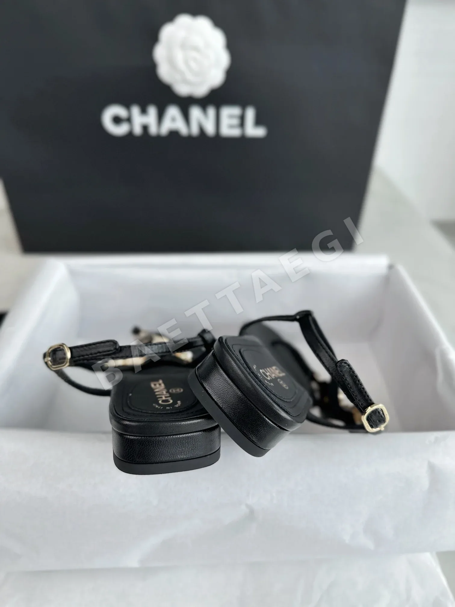 샤넬 하트 진주 버클 블랙 샌들 3261 상세 이미지 8