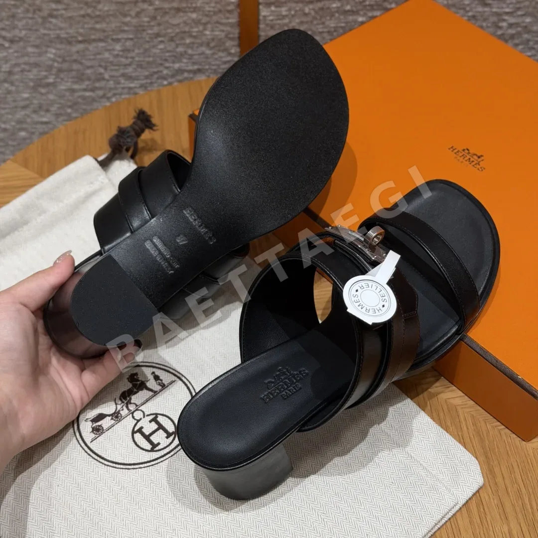 에르메스 샌들 블랙 카프스킨 닛논 스트랩 상세 이미지 3