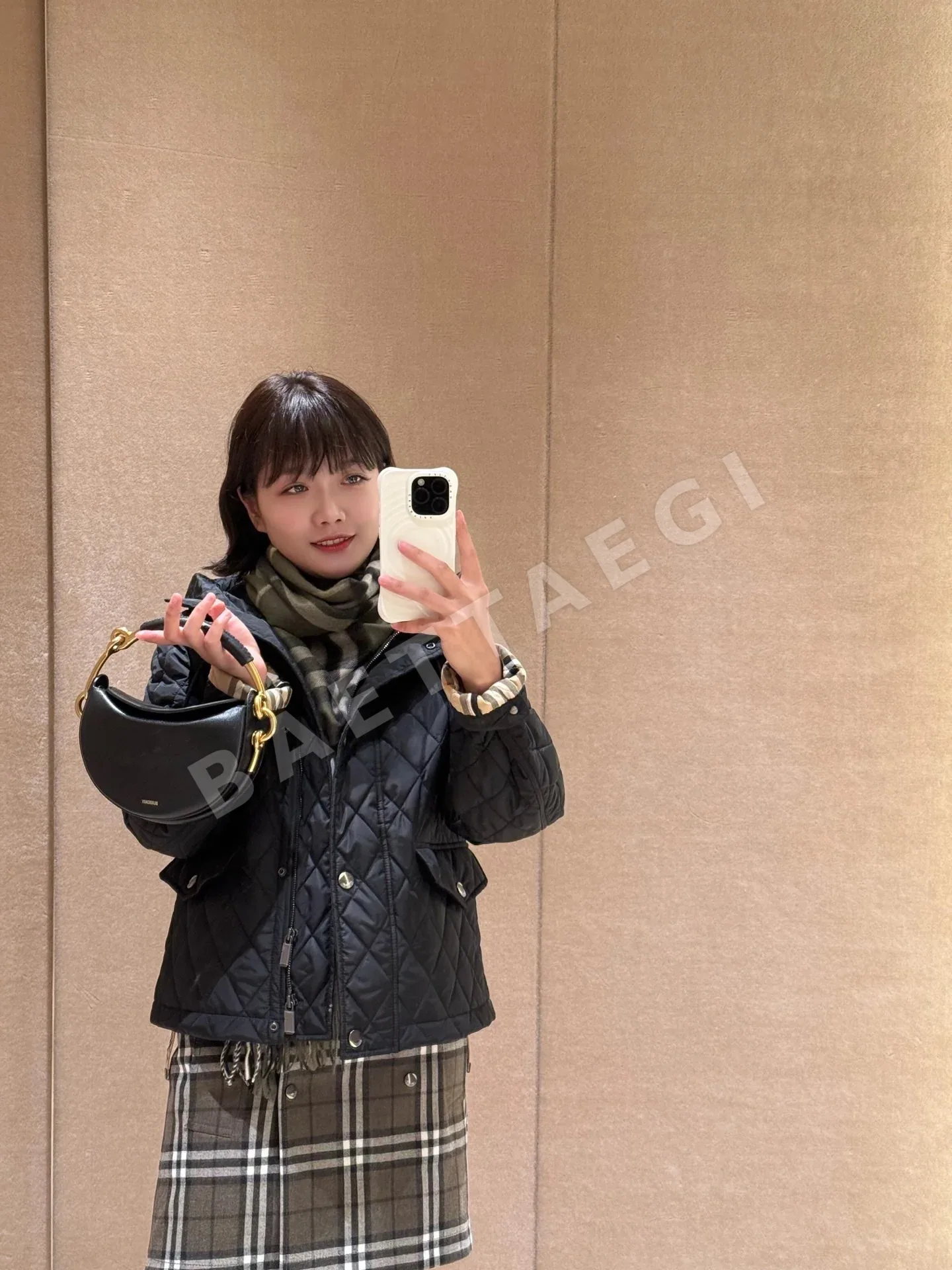 버버리 코듀로이 플랩 포켓 후드 코튼 자켓 상세 이미지 5
